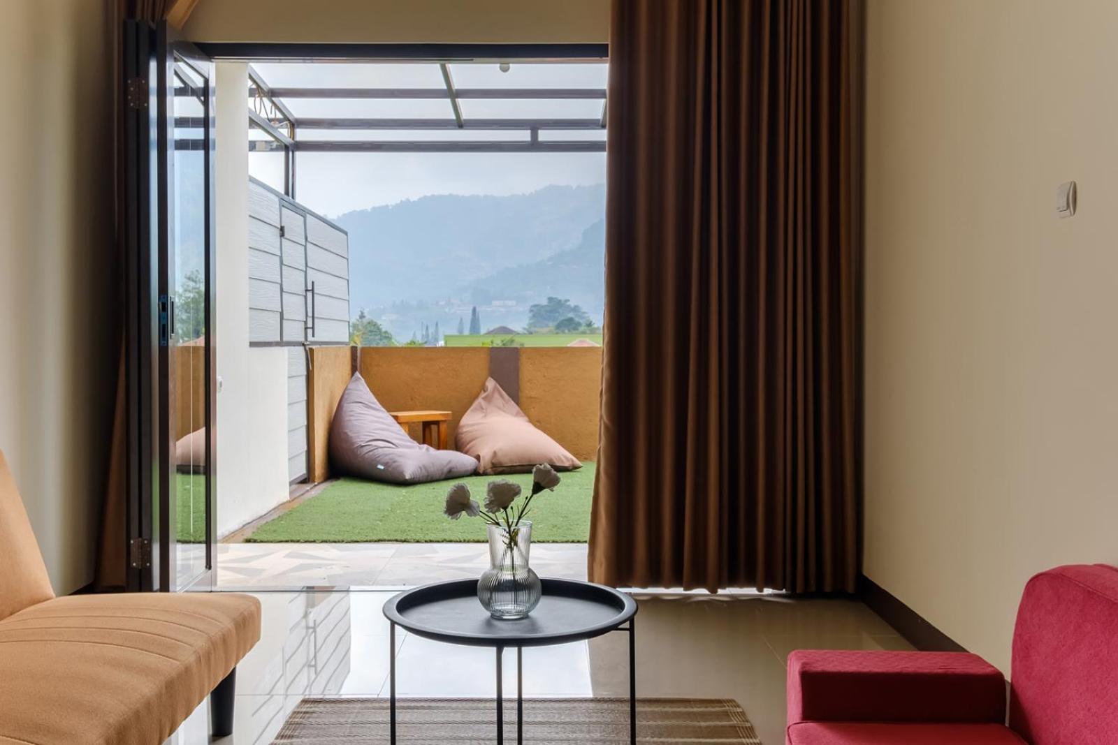 Hotel Salma Syariah By Twospaces, Bogor Jakarta