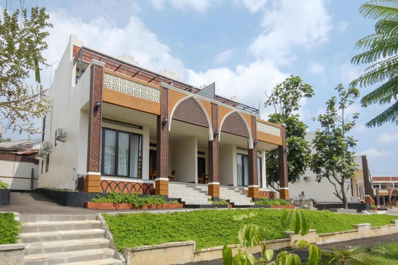 Salma Syariah By Twospaces, Bogor Hotel Jakarta