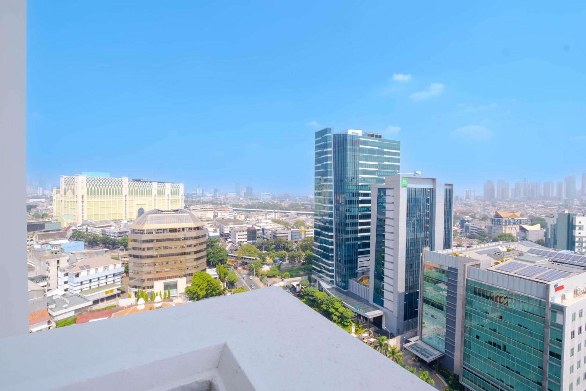 The Boulevard 1br *