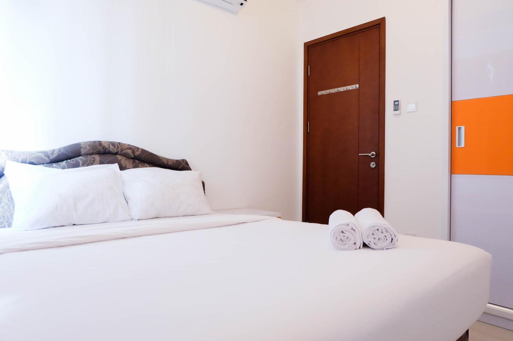 Cozy And Minimalist 2br @ Signature Park Grande By Travelio Apartment Jakarta