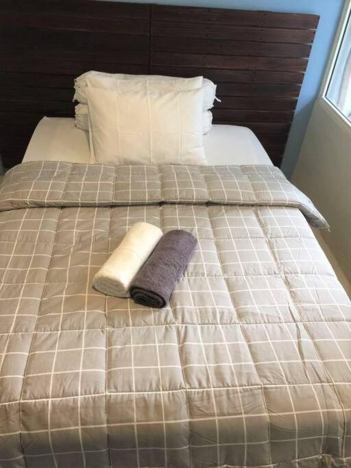Modern At Nifarro Park Apartment Jakarta
