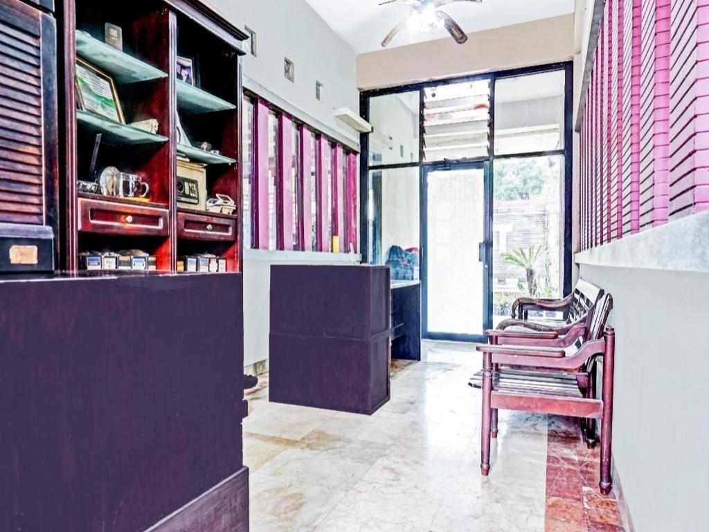 Hotel Capital O 90696 Tobana House Bintaro