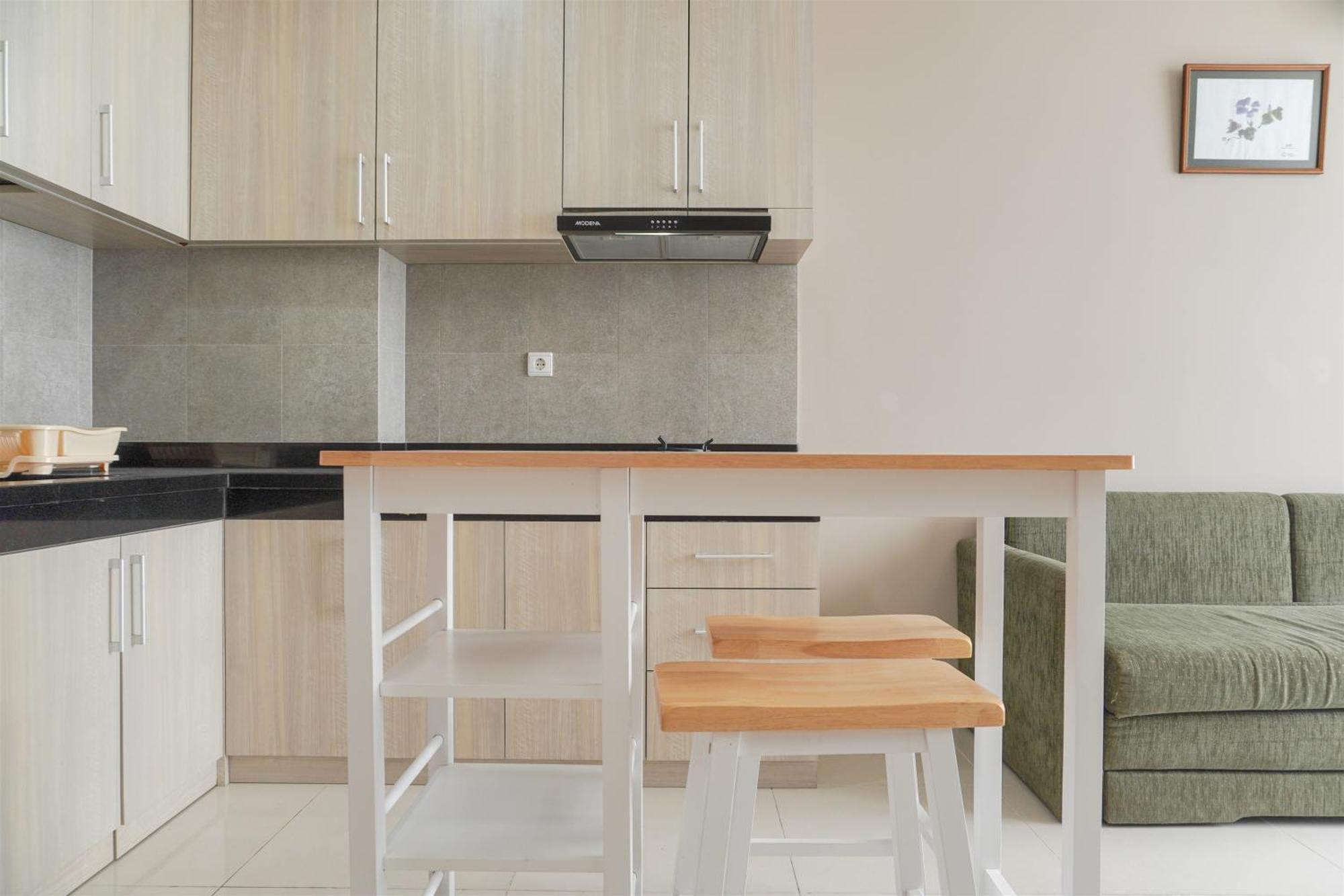 Well Design And Homey 1br Ciputra International By Travelio Apartment Jakarta