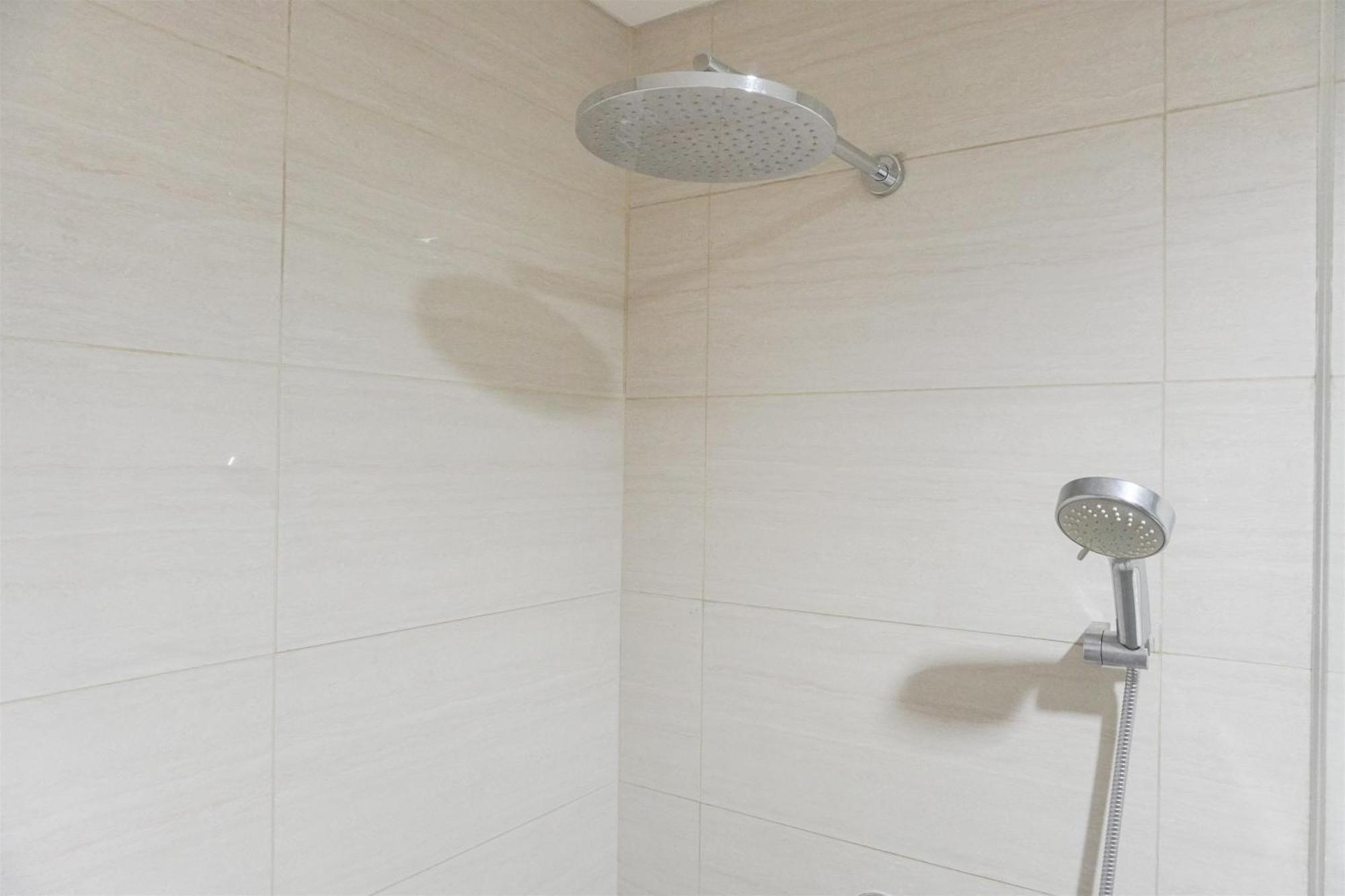 Well Design And Homey 1br Ciputra International By Travelio Apartment