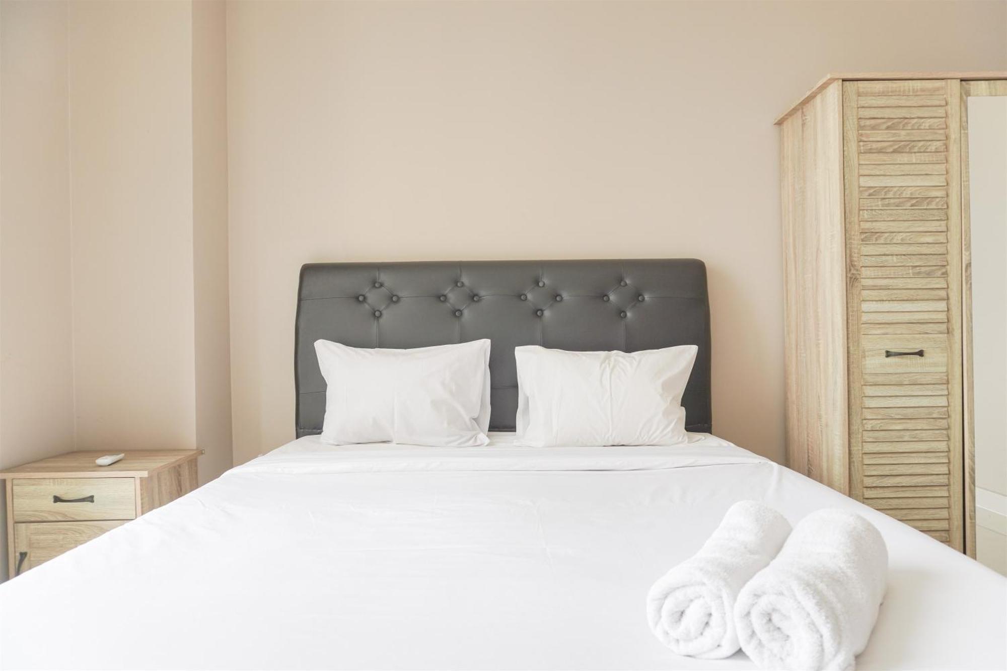 Apartment Well Design And Homey 1br Ciputra International By Travelio Jakarta