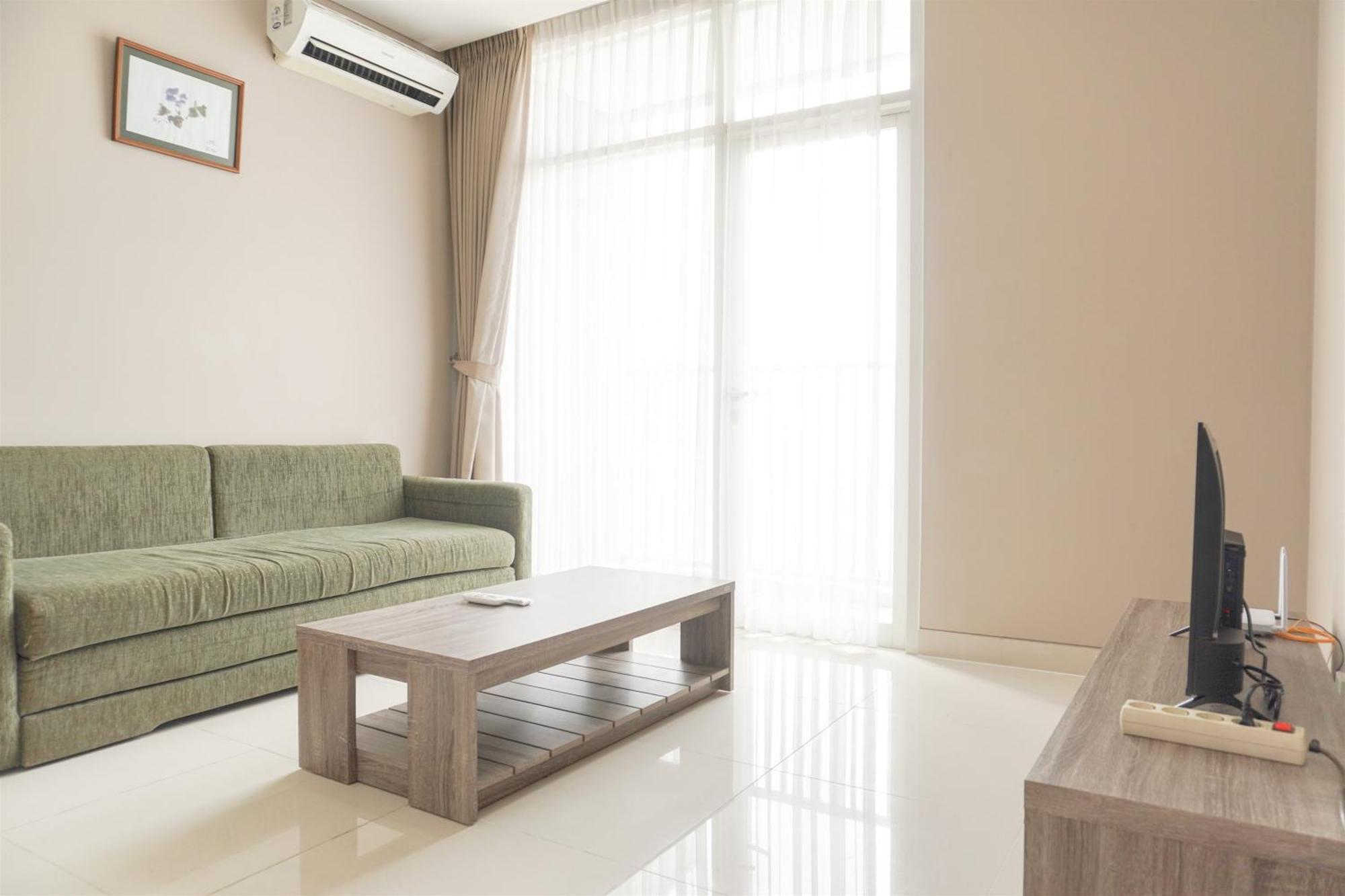 Well Design And Homey 1br Ciputra International By Travelio Apartment