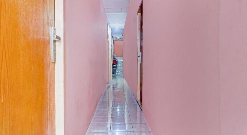 Hotel Kartini Populer Redpartner Jakarta