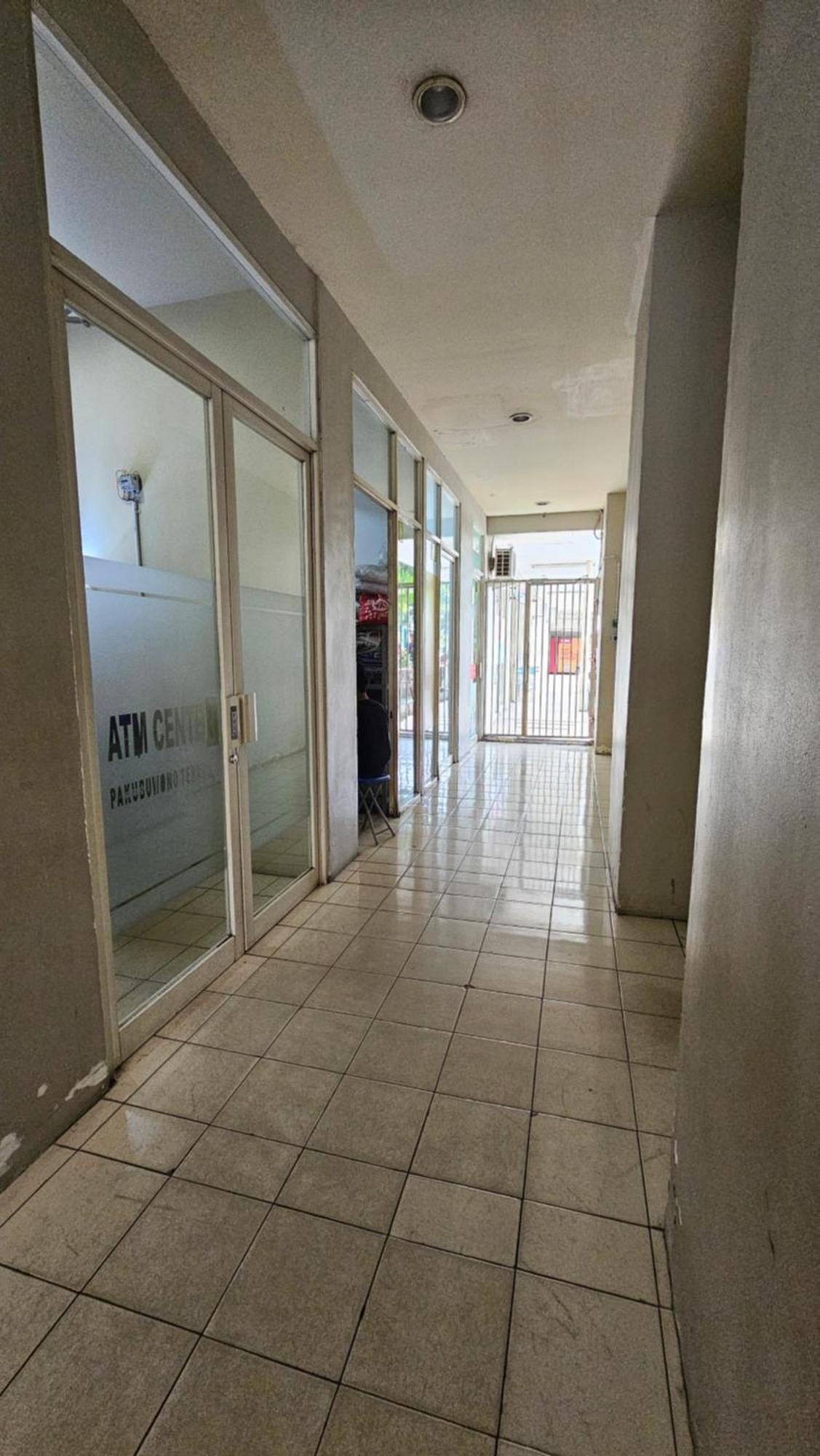 Pakubuwono Terrace Family Premium - Combine Units, Highest Floor Selatan Apartment
