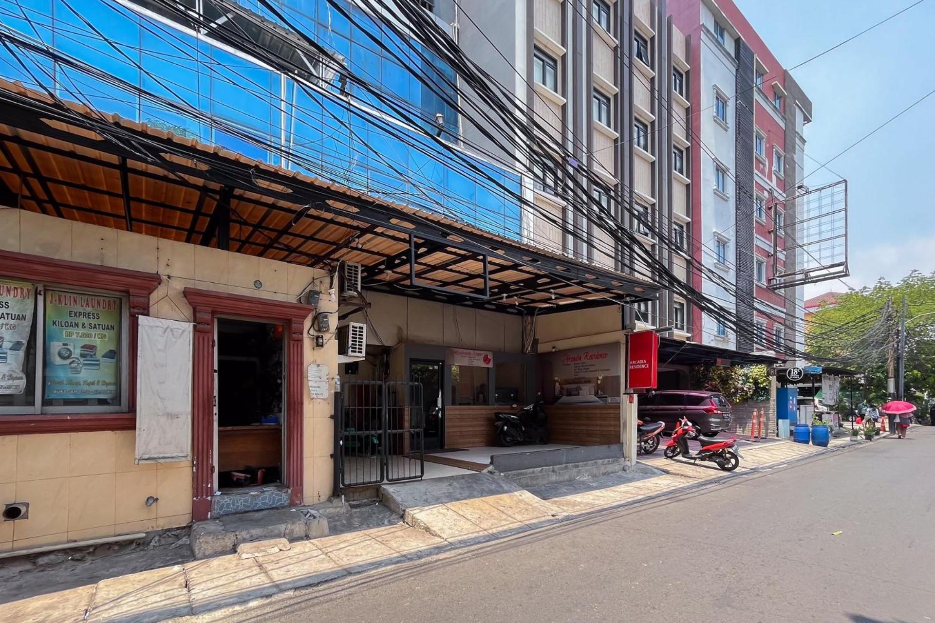 Arcadia Residences Redpartner Hotel