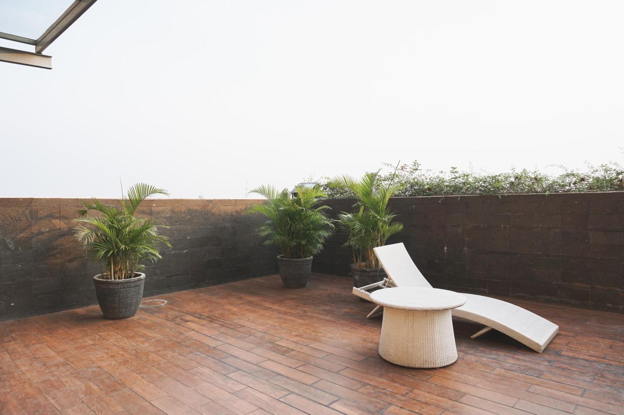 Apartment Homey And Warm 1br Belmont Puri By Travelio Jakarta