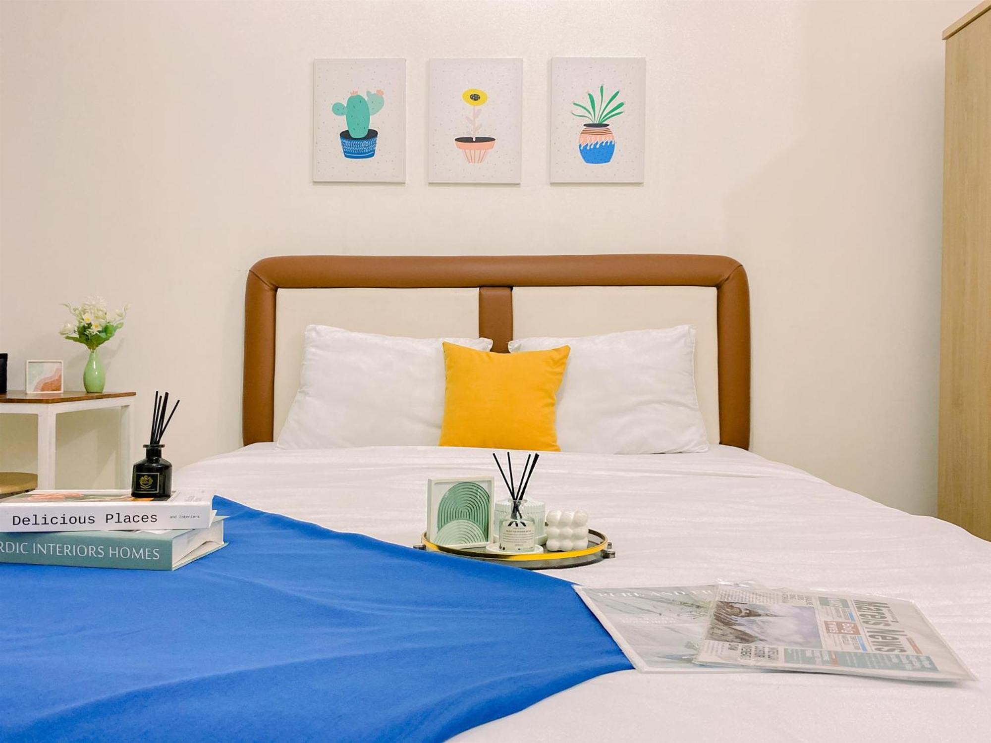 Simple Furnished At Maple Park By Travelio *