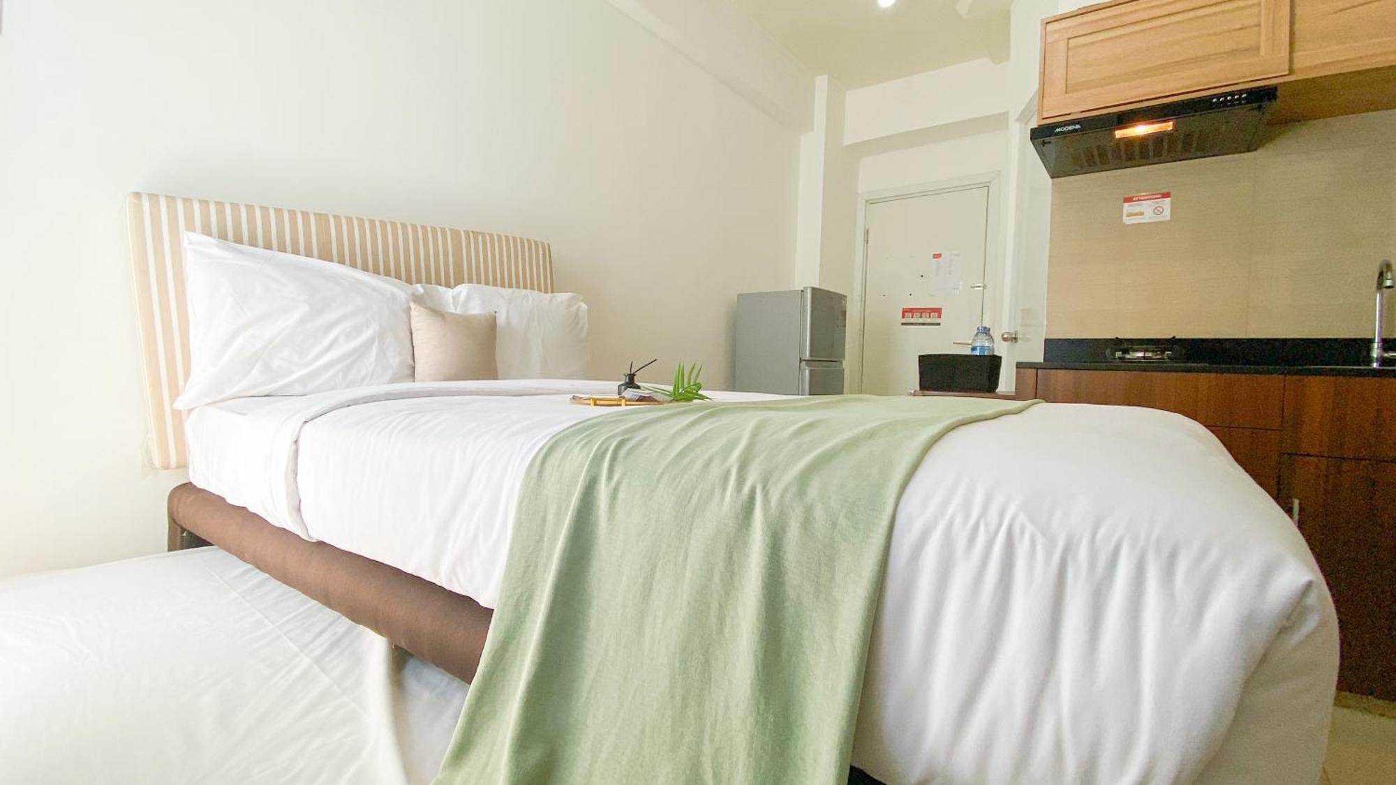 Pramuka With Mall Access By Travelio Jakarta