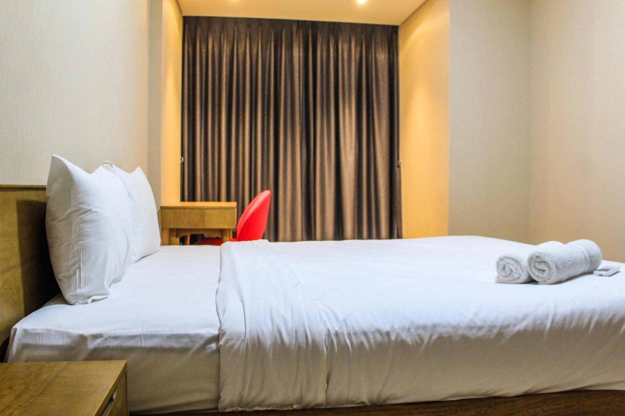 View 1br At Gold Coast Pik By Travelio