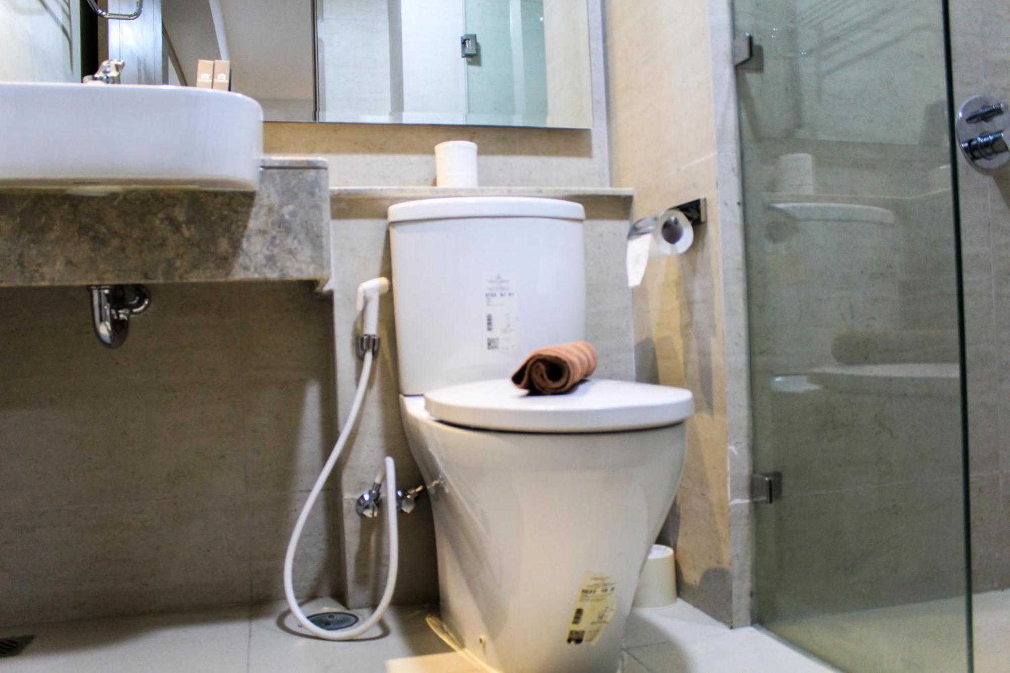 View 1br At Gold Coast Pik By Travelio Appartement *