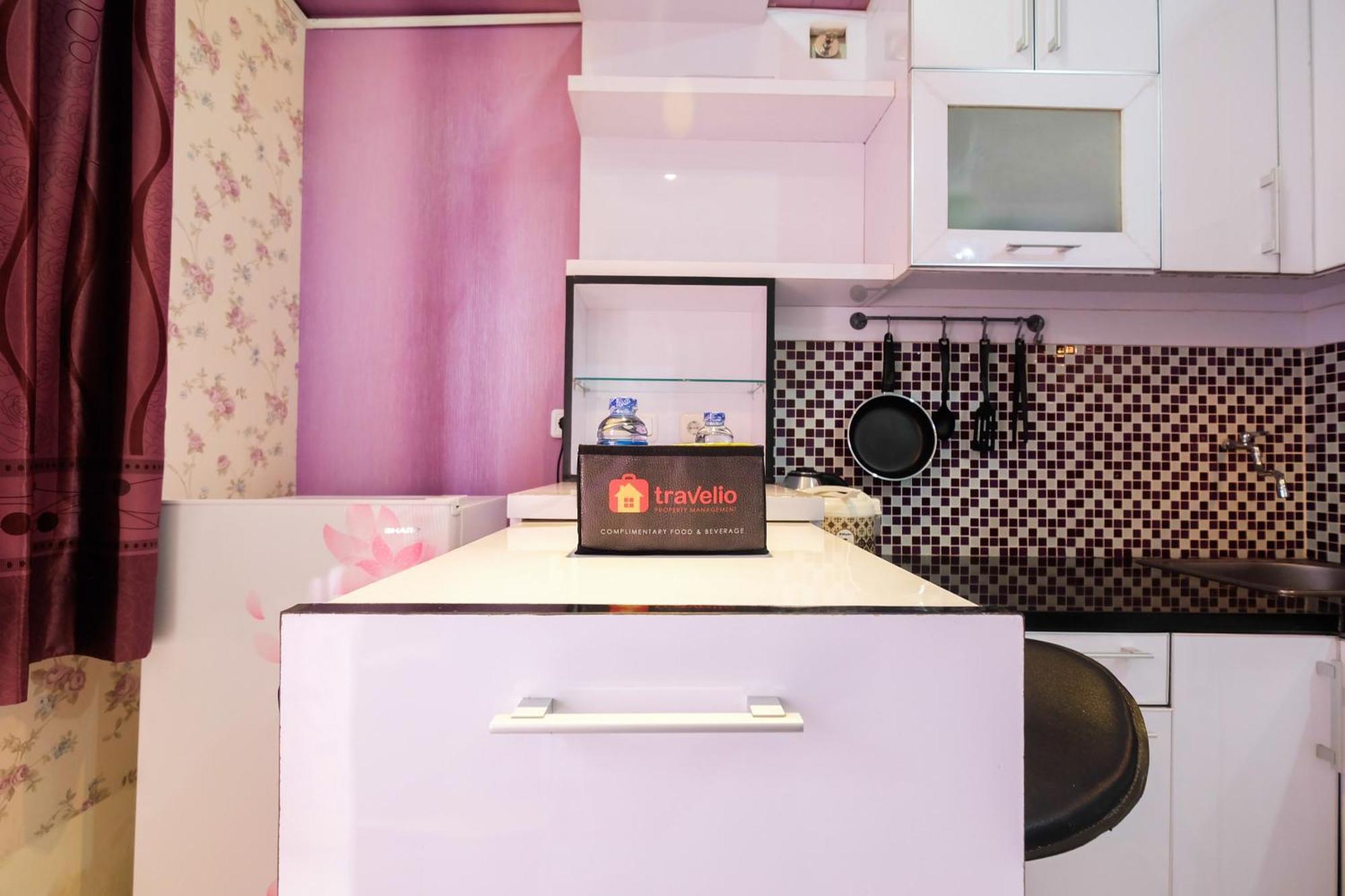 Homey 1br With Spacious Living Pramuka By Travelio Apartment *