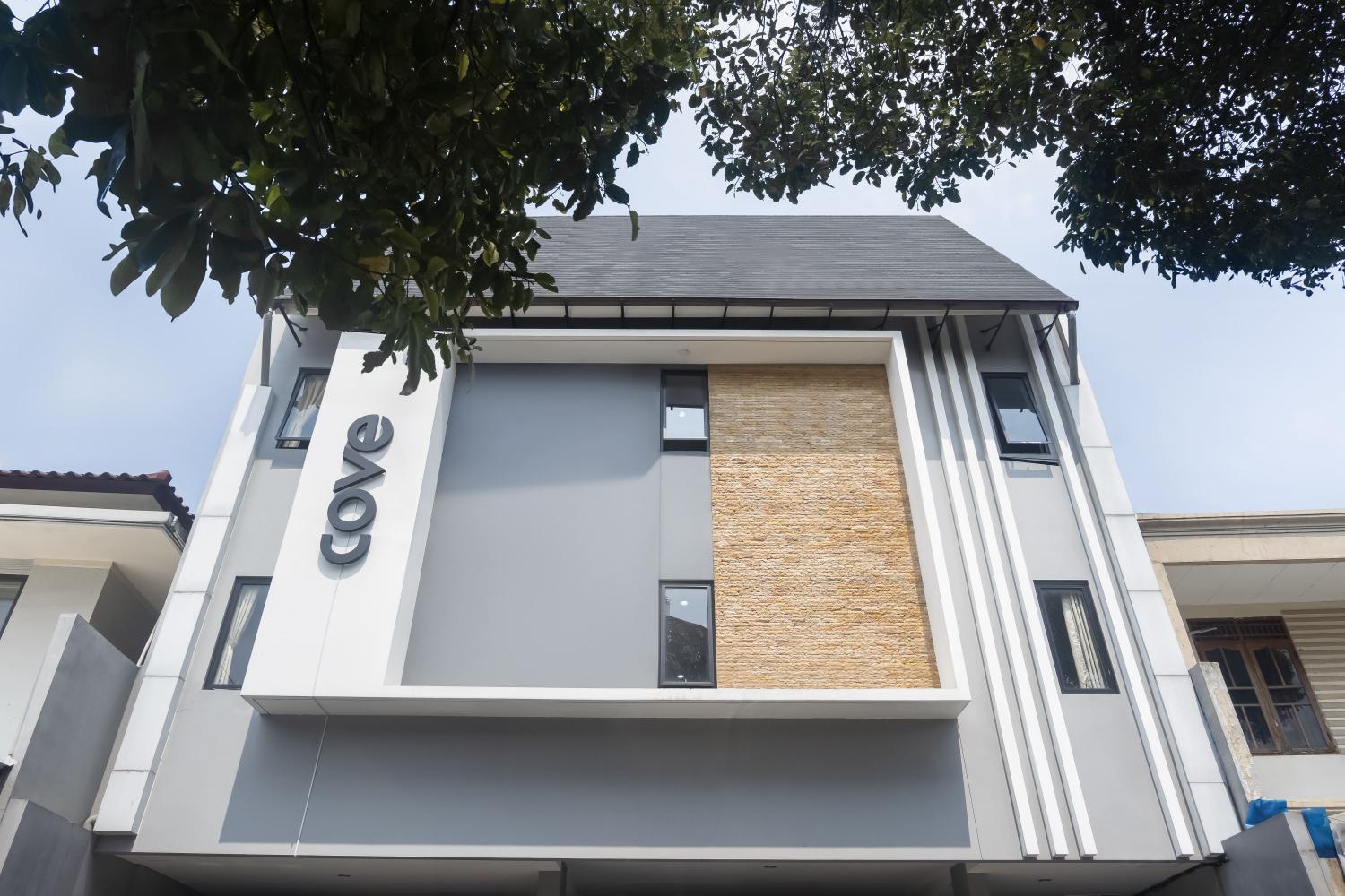 Khách sạn Cove Urooms Panglima Polim Jakarta