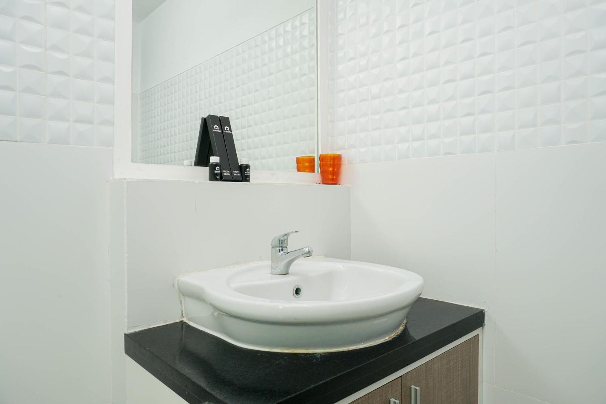 Spacious 3br Ambassade Kuningan By Travelio Apartment *