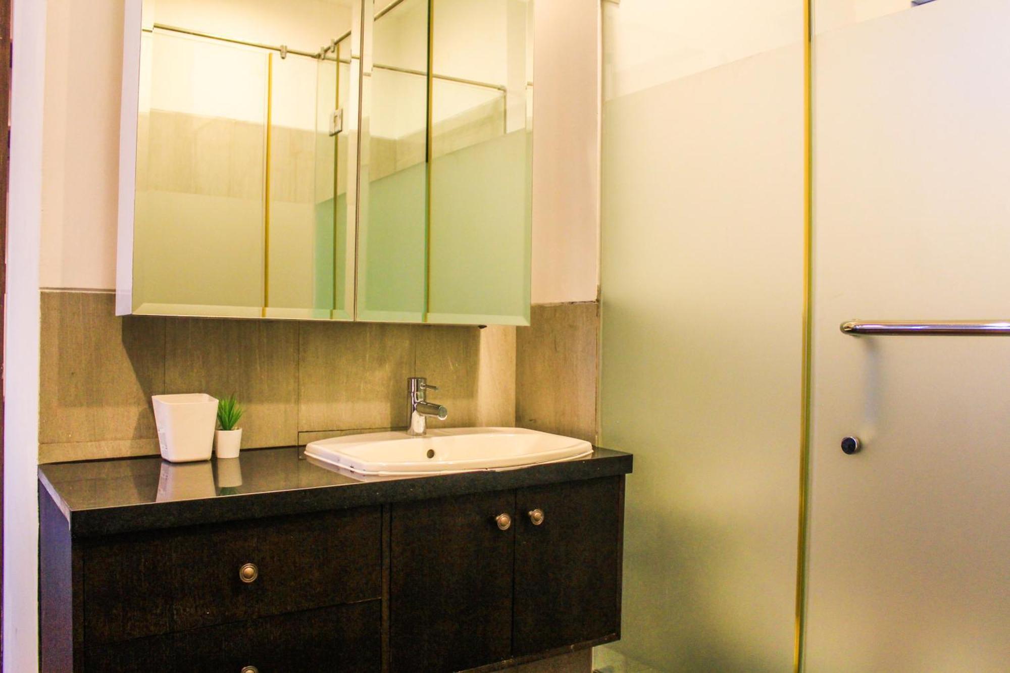 Homey And Warm 3br At Ambassade Residences By Travelio Apartment
