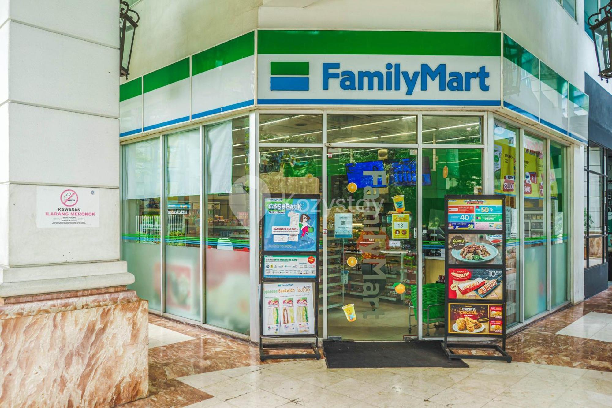 Marmo By Kozystay - Mega Kuningan *
