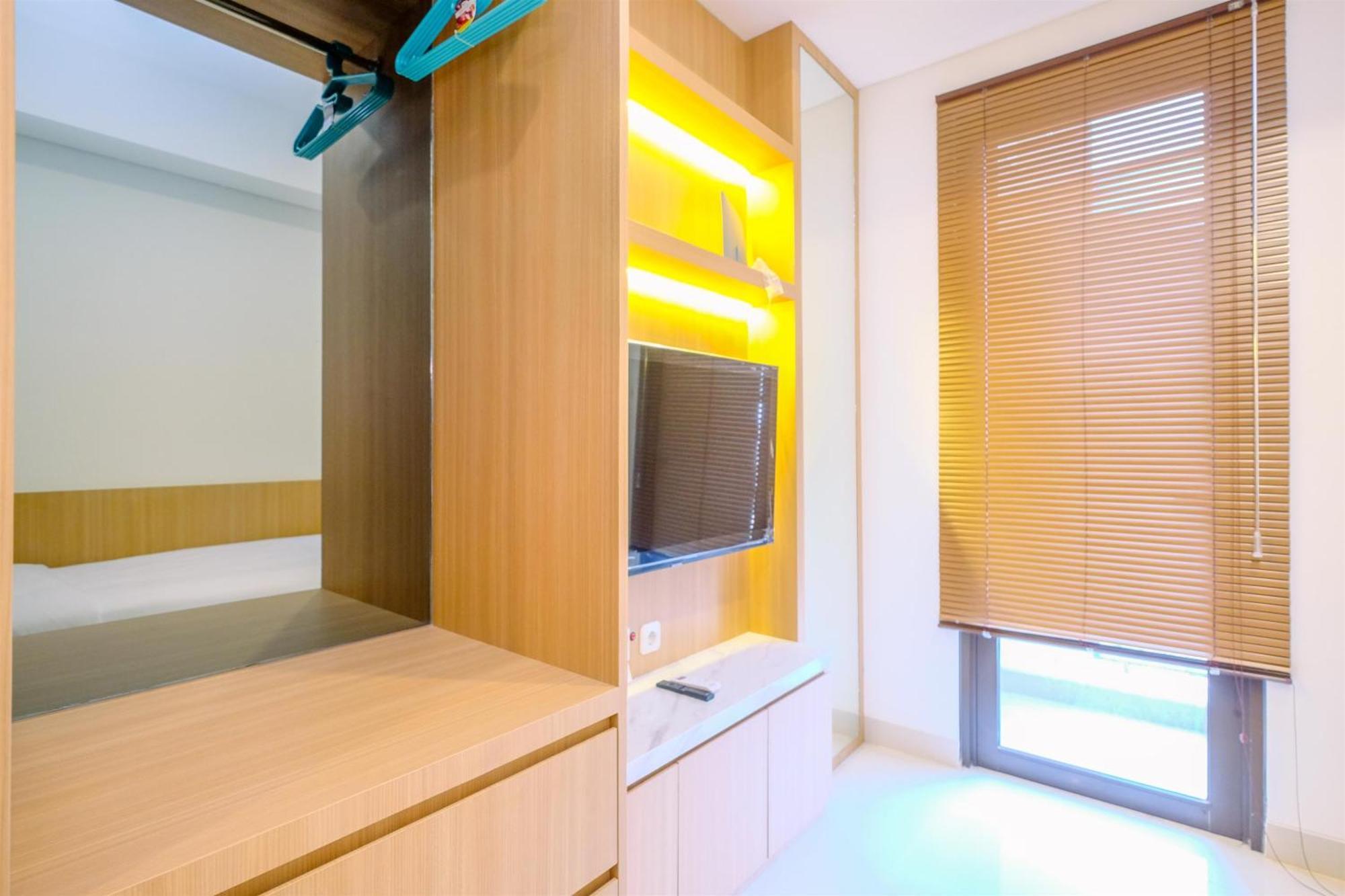 And Comfortable Vasaka Solterra By Travelio Apartment Jakarta