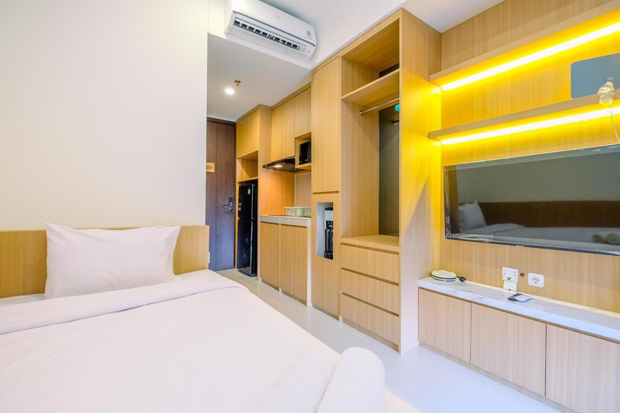 And Comfortable Vasaka Solterra By Travelio Jakarta
