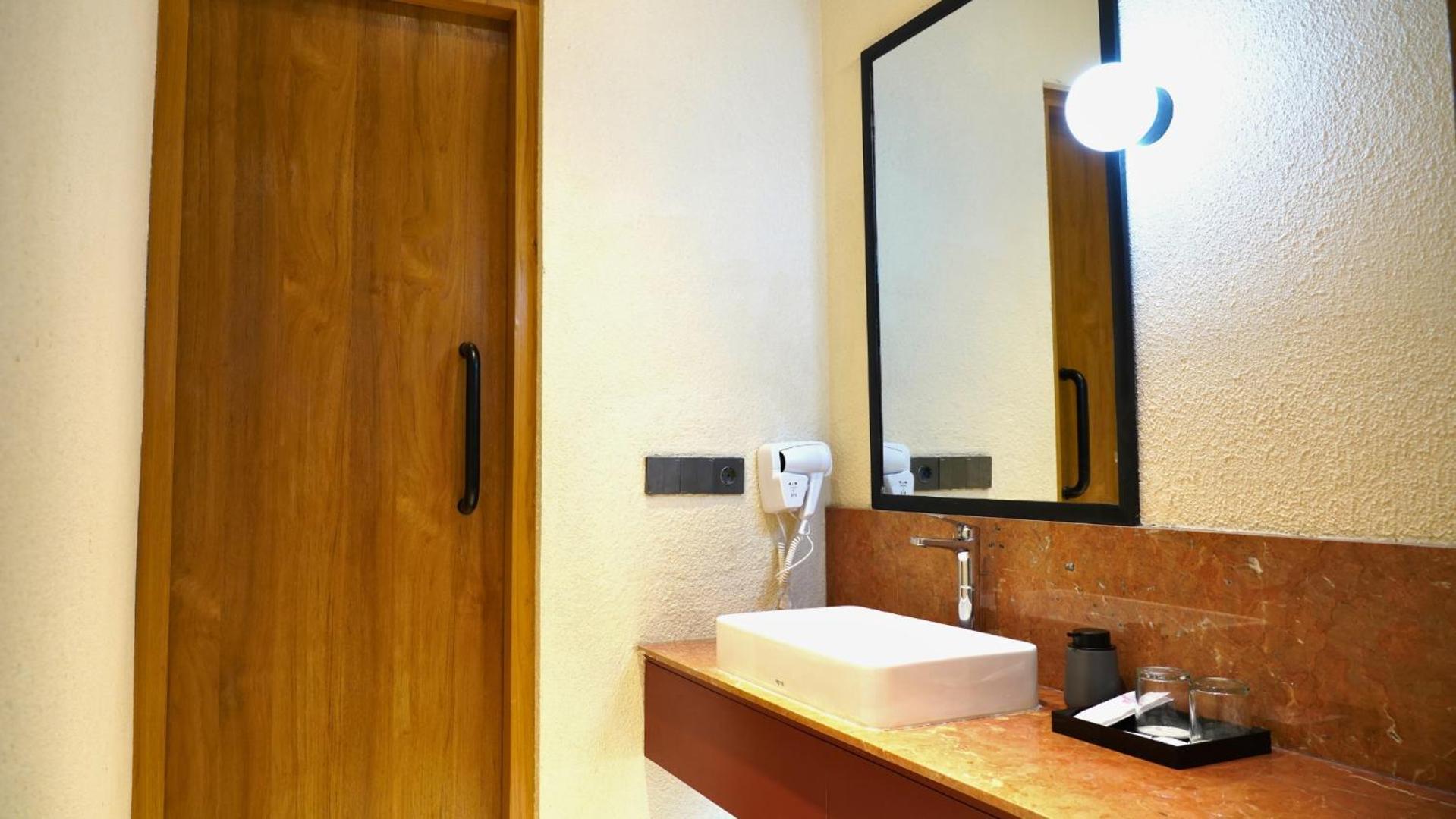 Hotel Liberta Hub Blok M 3*