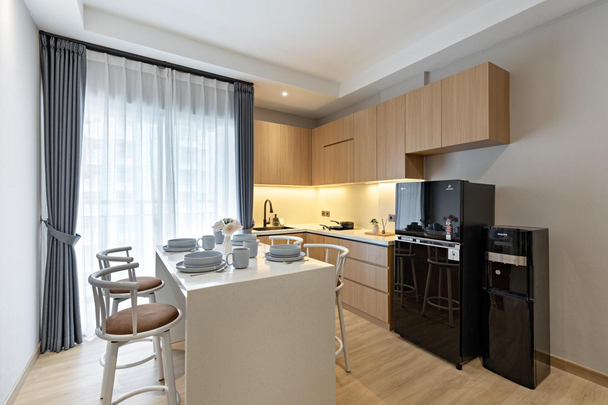Newly Renovated 2br And Direct Mall Access