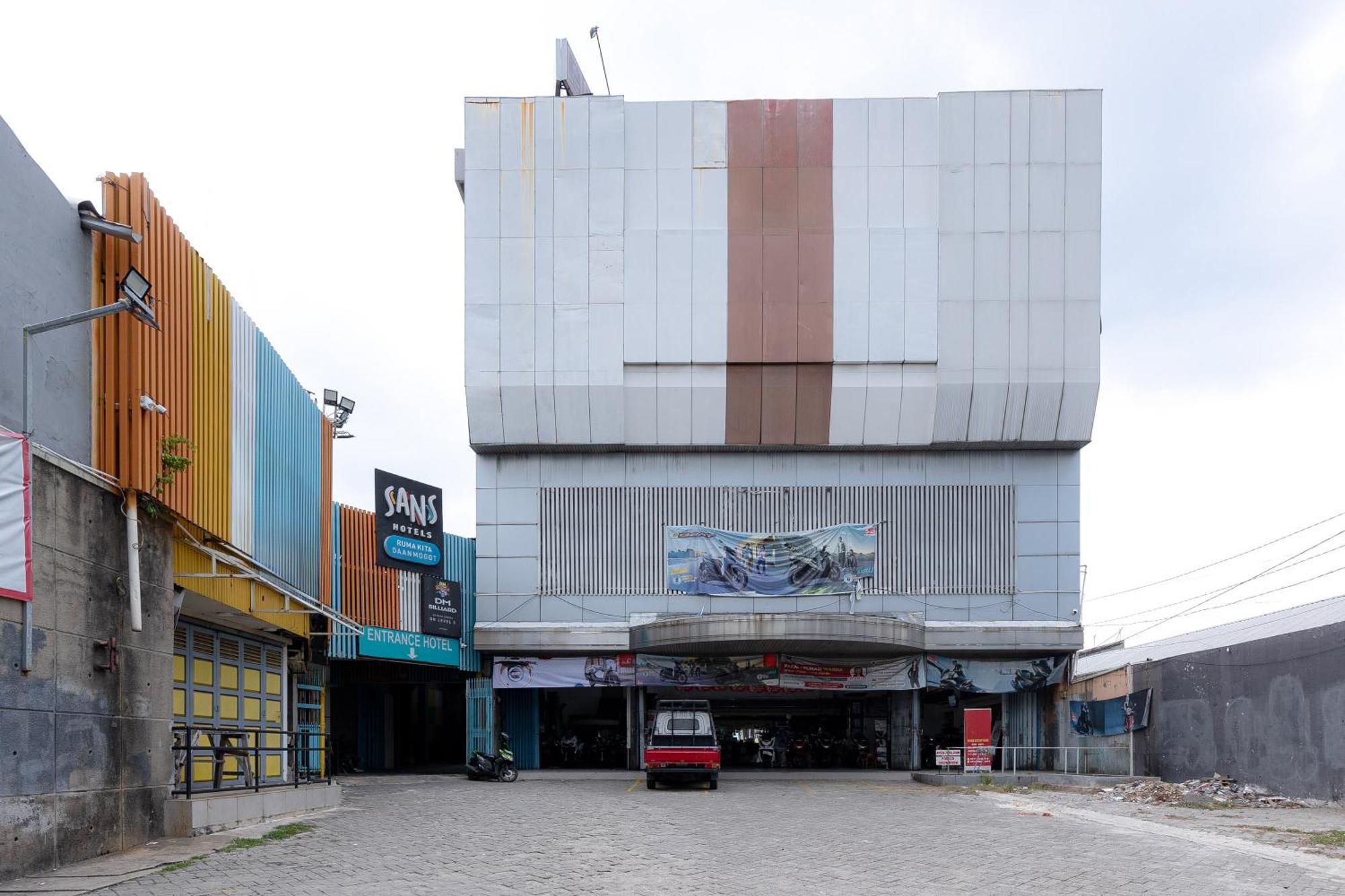 Hotel Sans Rumah Kita Daan Mogot Jakarta