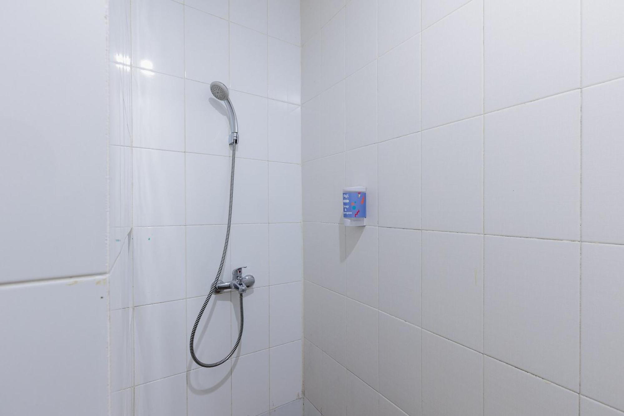 Hotel Sans Rumah Kita Daan Mogot 3*