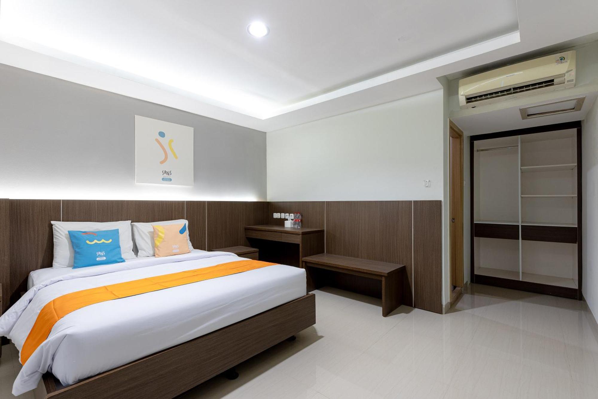 Hotel Sans Rumah Kita Daan Mogot