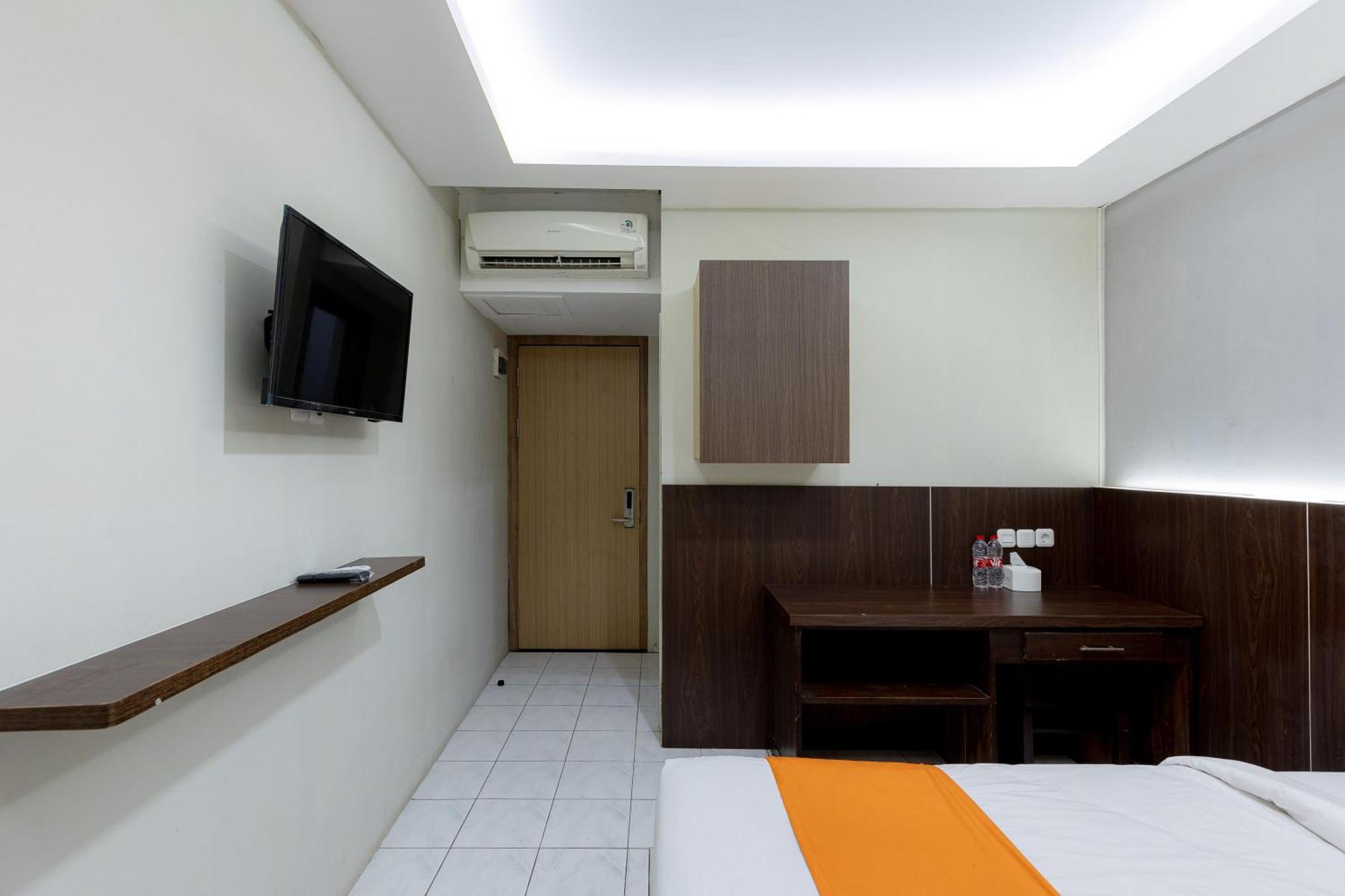 Hotel Sans Rumah Kita Daan Mogot