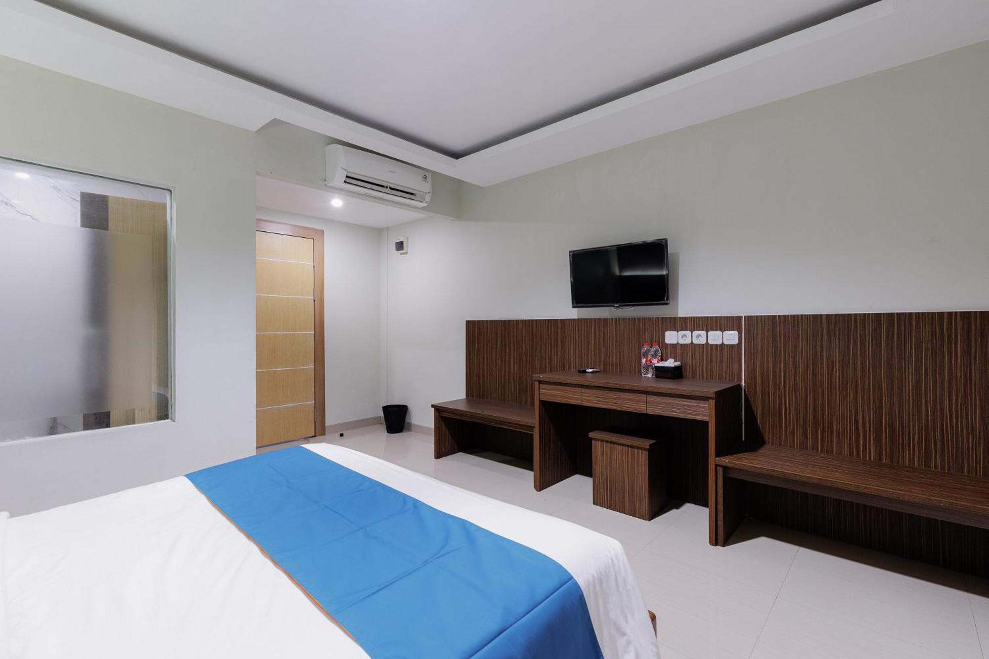 Sans Rumah Kita Daan Mogot Hotel Jakarta