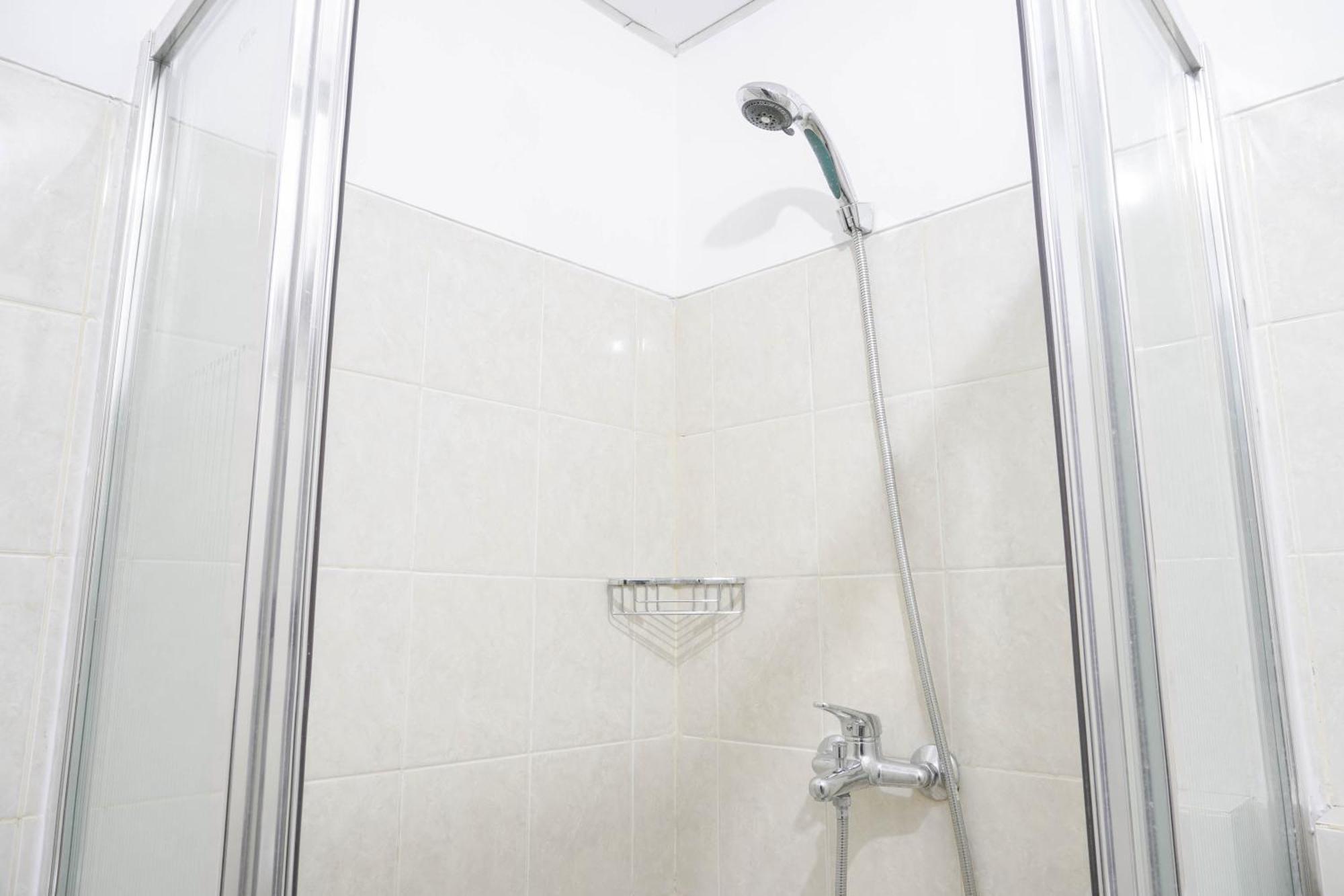 Well Appointed 1br At The Wave Kuningan By Travelio Apartment