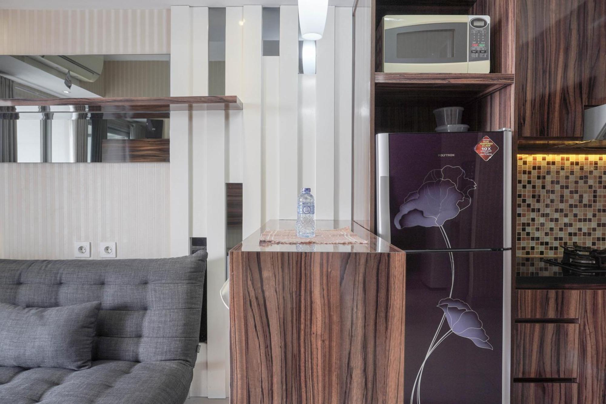 Apartment Well Appointed 1br At The Wave Kuningan By Travelio