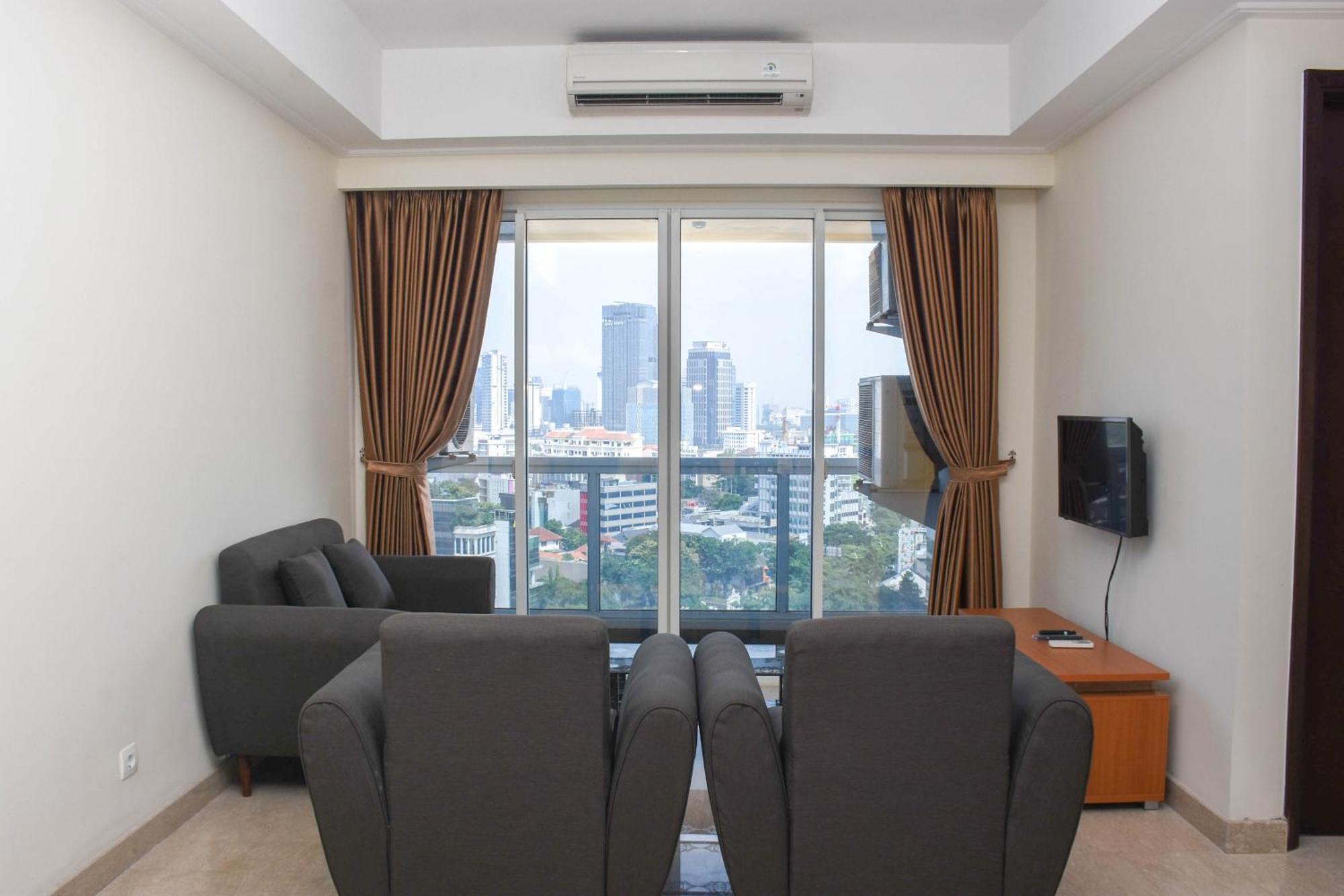 And Spacious 3br At Menteng Park By Travelio *
