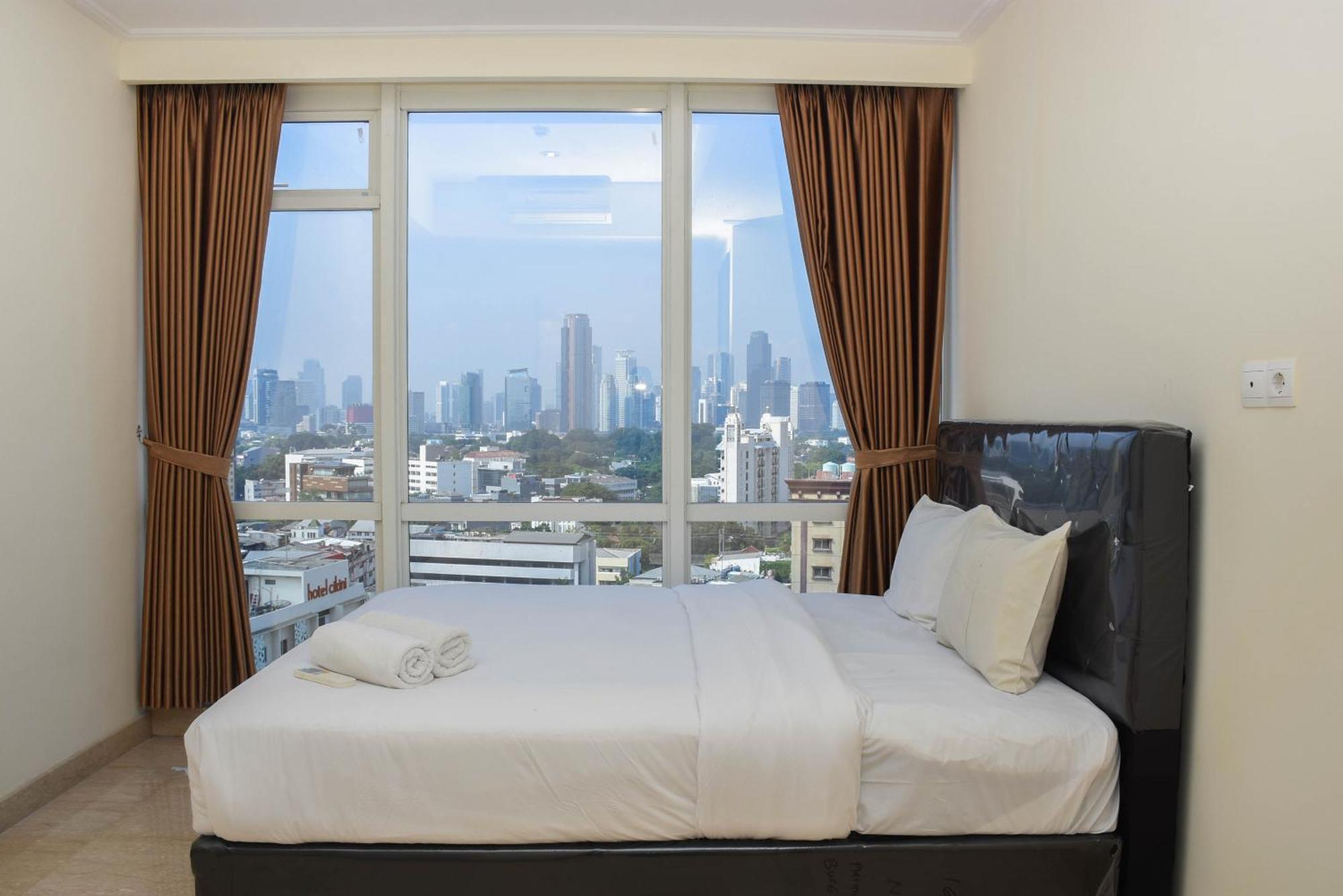 And Spacious 3br At Menteng Park By Travelio Appartement