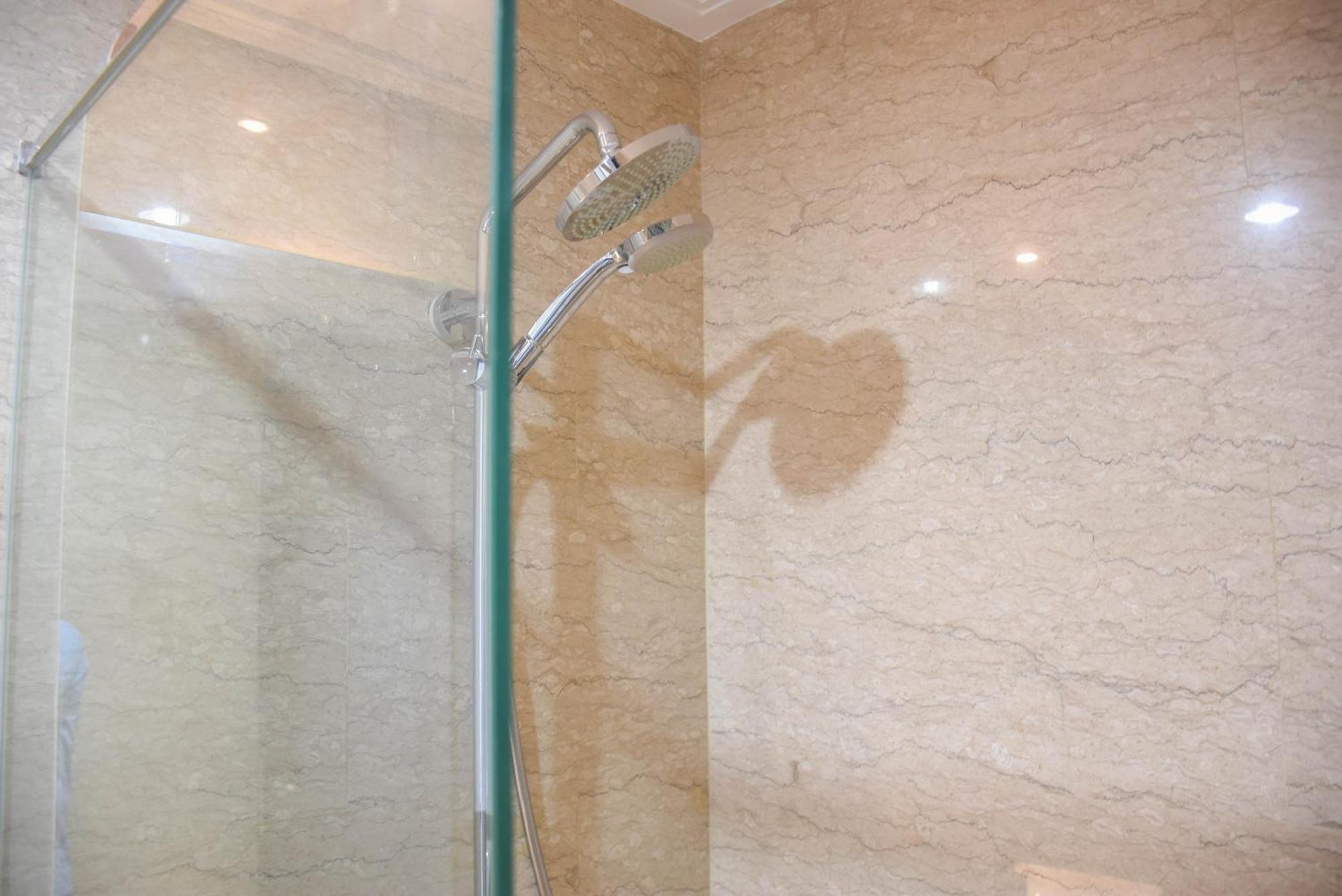Appartement And Spacious 3br At Menteng Park By Travelio