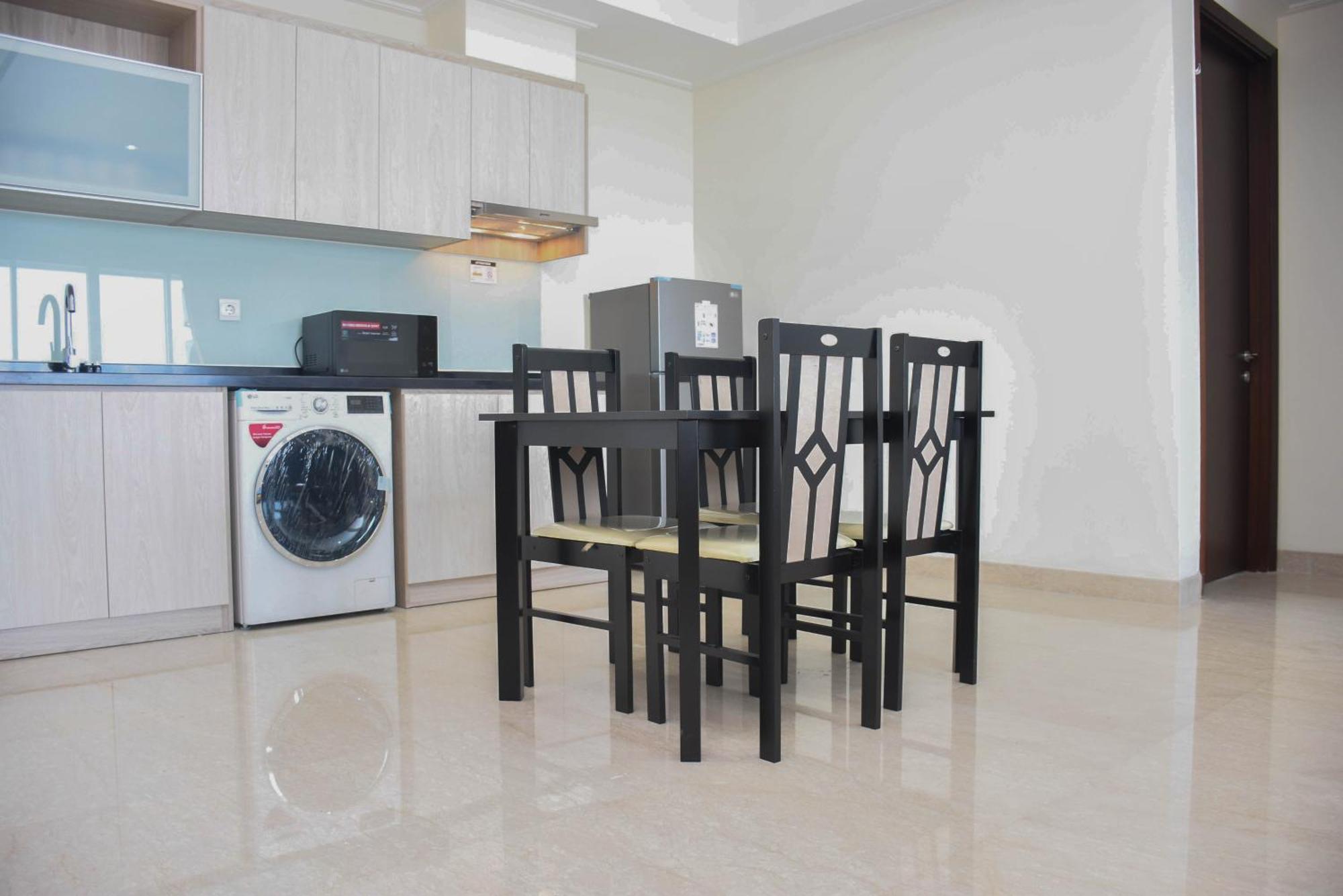 And Spacious 3br At Menteng Park By Travelio Appartement