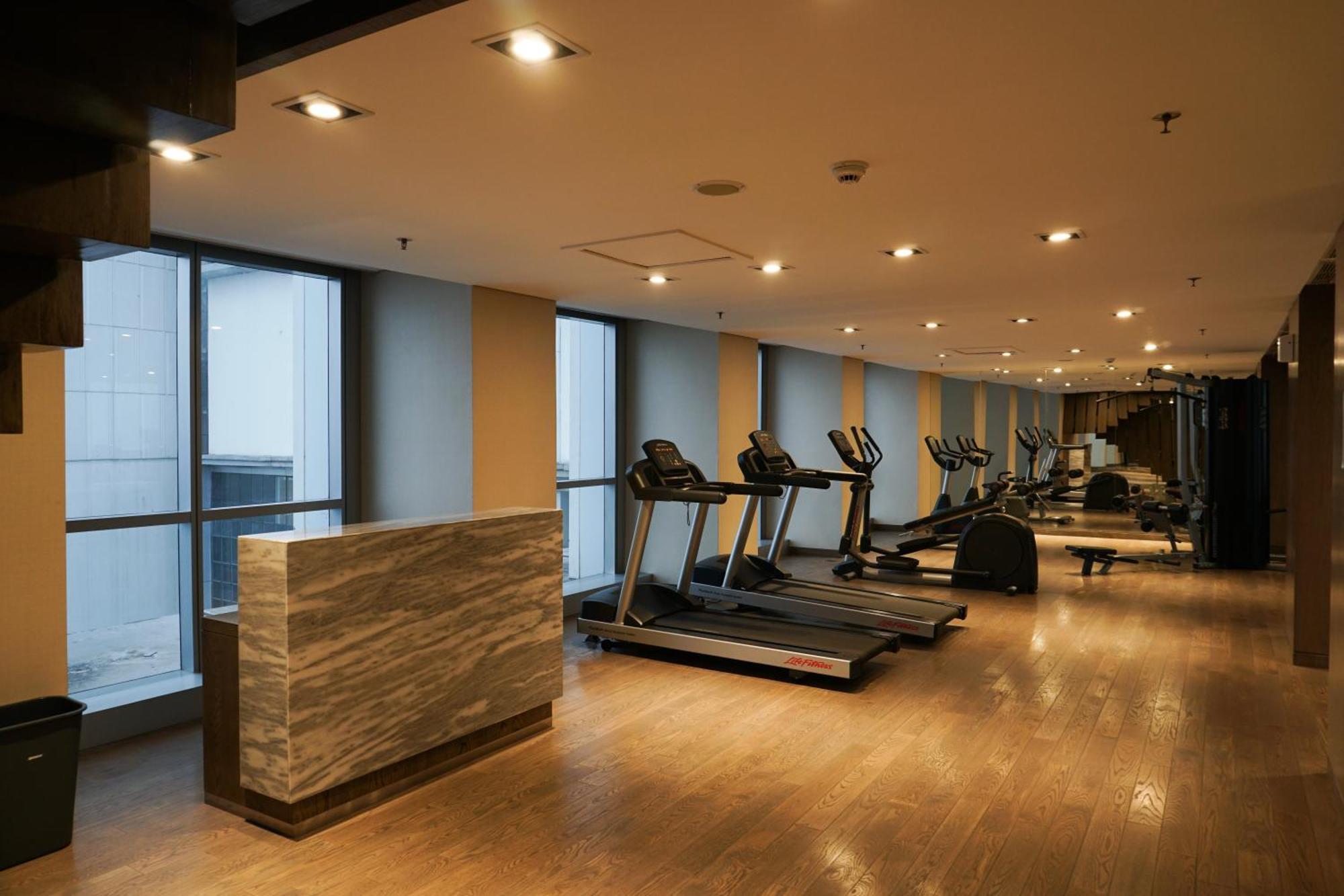 Apartment Stunning And Comfy 1br At Ciputra World 2 By Travelio Jakarta