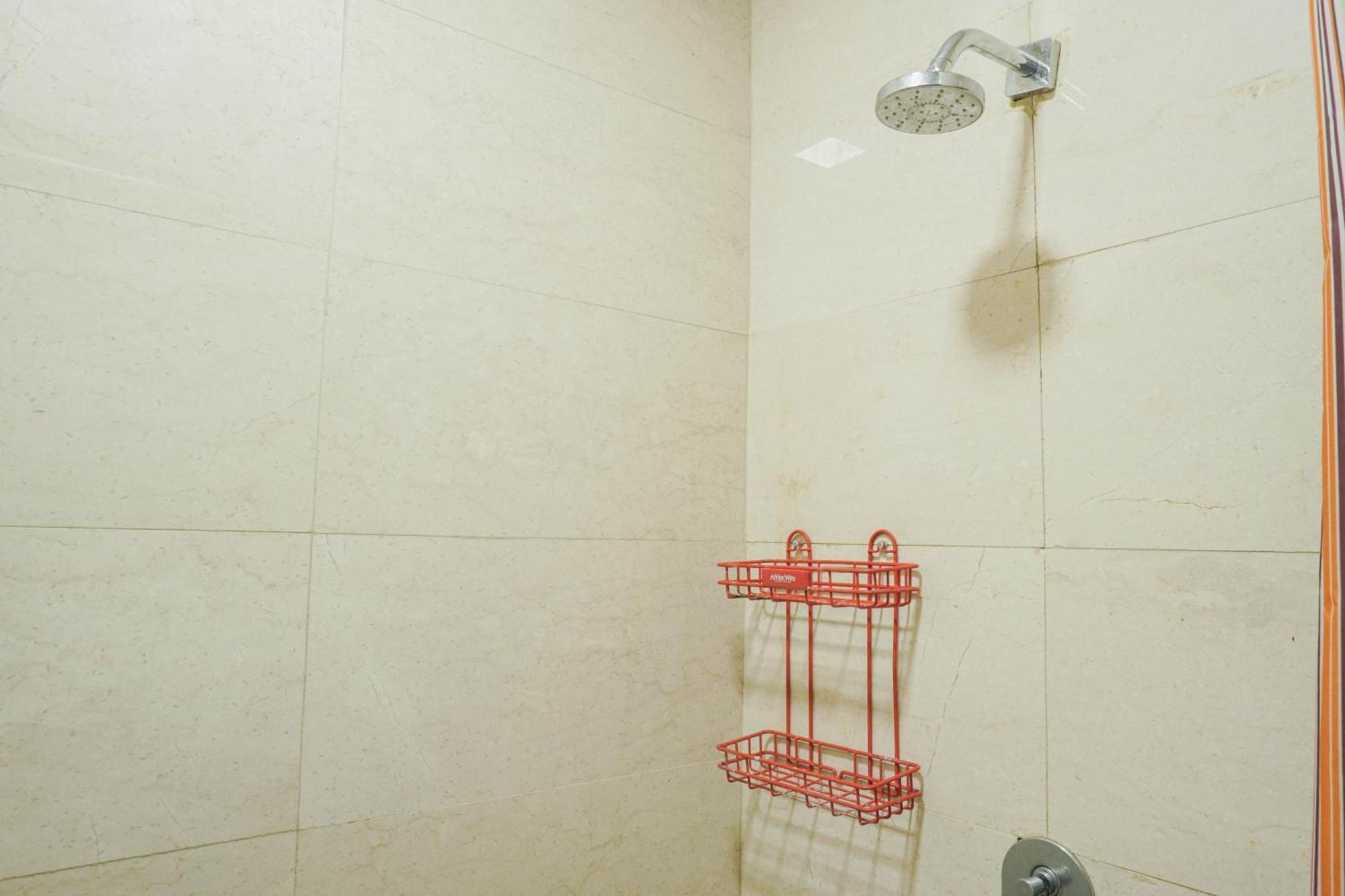 Apartment Fancy And Spacious 1br At 26th Floor L'avenue By Travelio