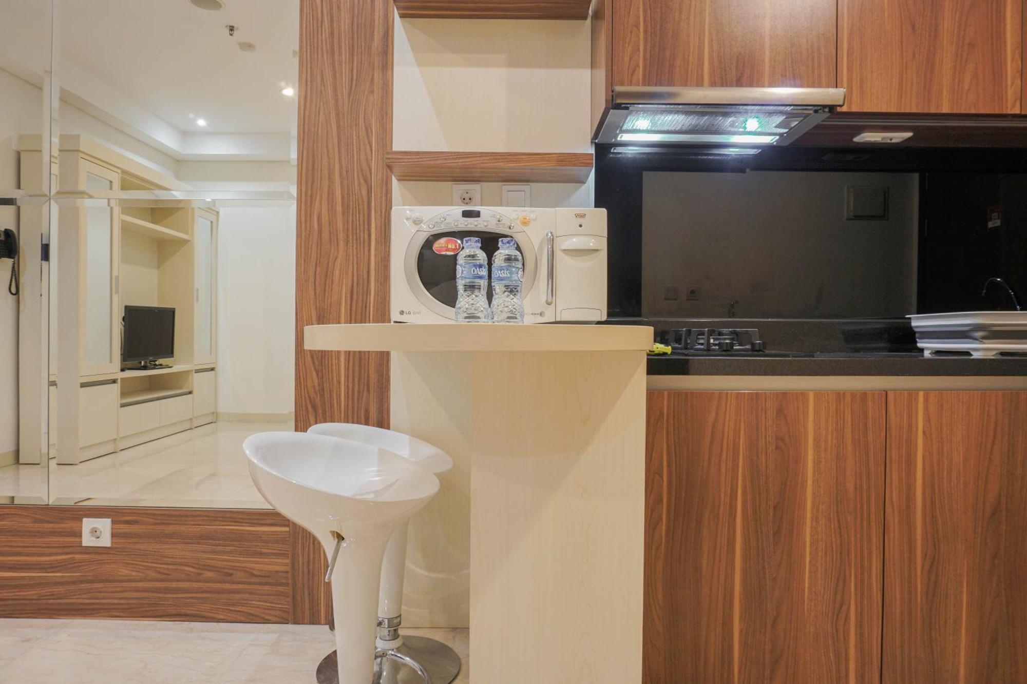 Apartment Fancy And Spacious 1br At 26th Floor L'avenue By Travelio