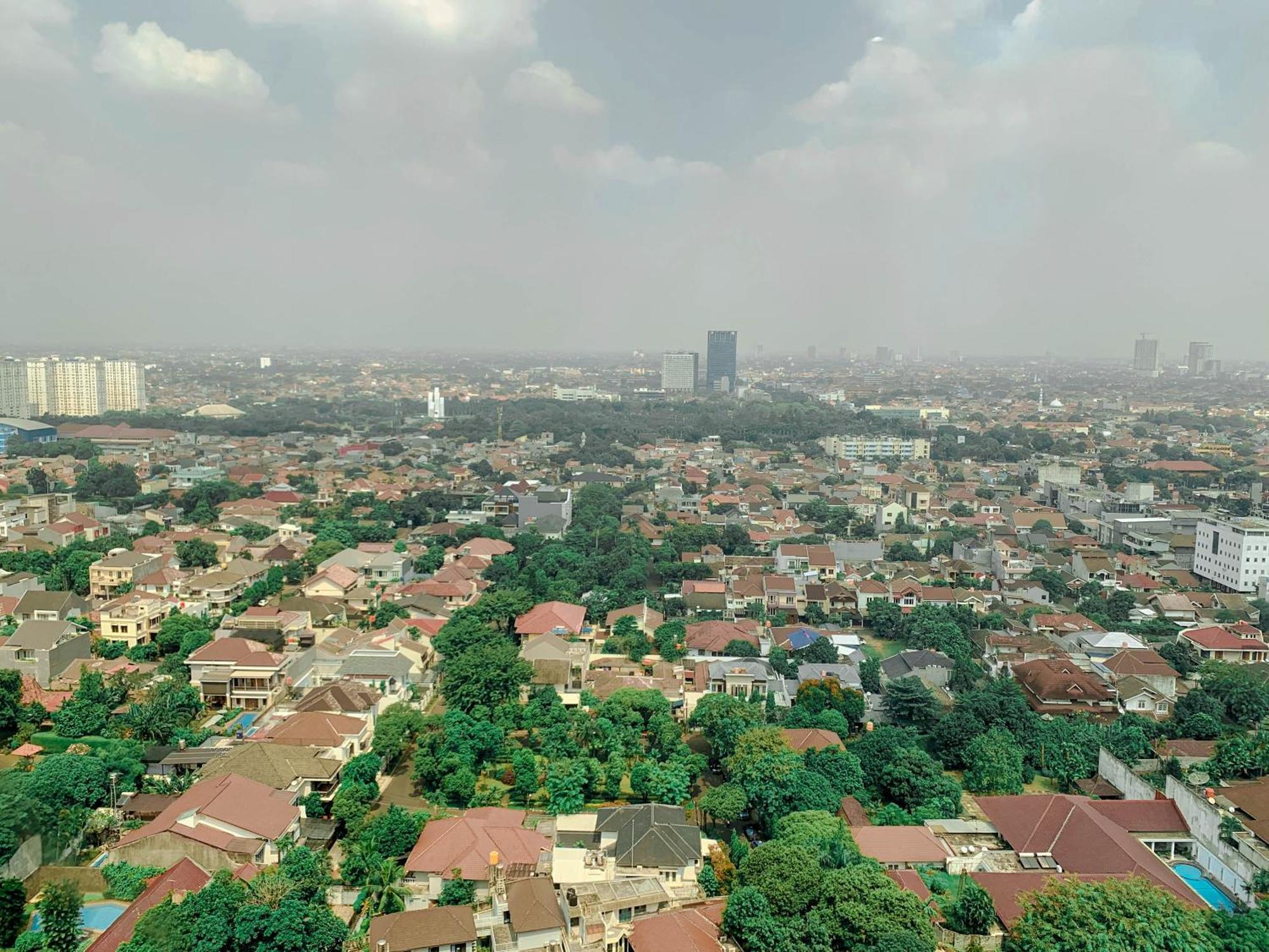 Fancy And Spacious 1br At 26th Floor L'avenue By Travelio * Jakarta