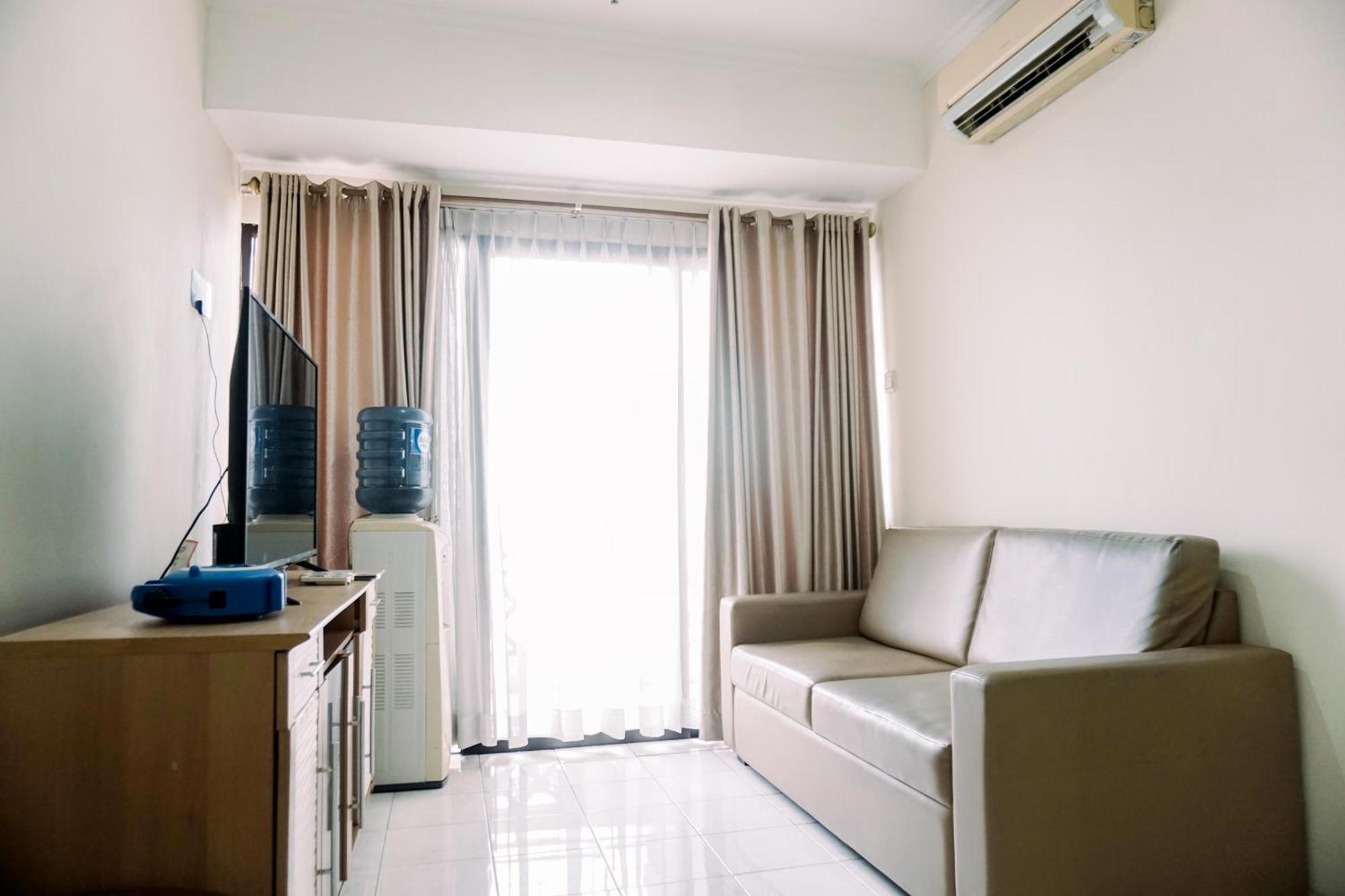 Elegant And Comfortable 2br Puri Garden By Travelio Apartment
