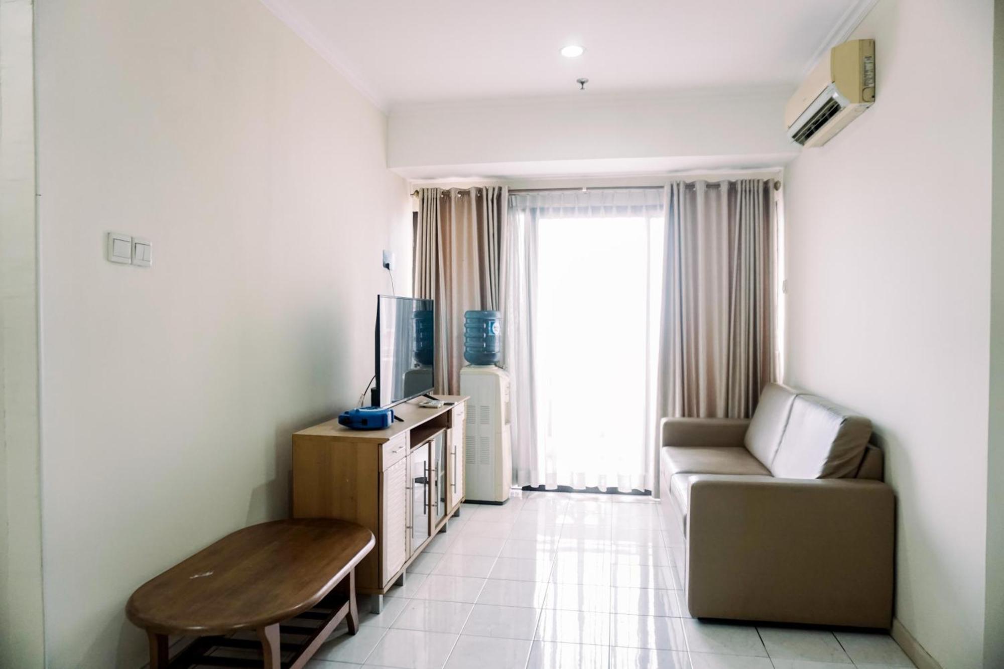 Elegant And Comfortable 2br Puri Garden By Travelio Apartment *
