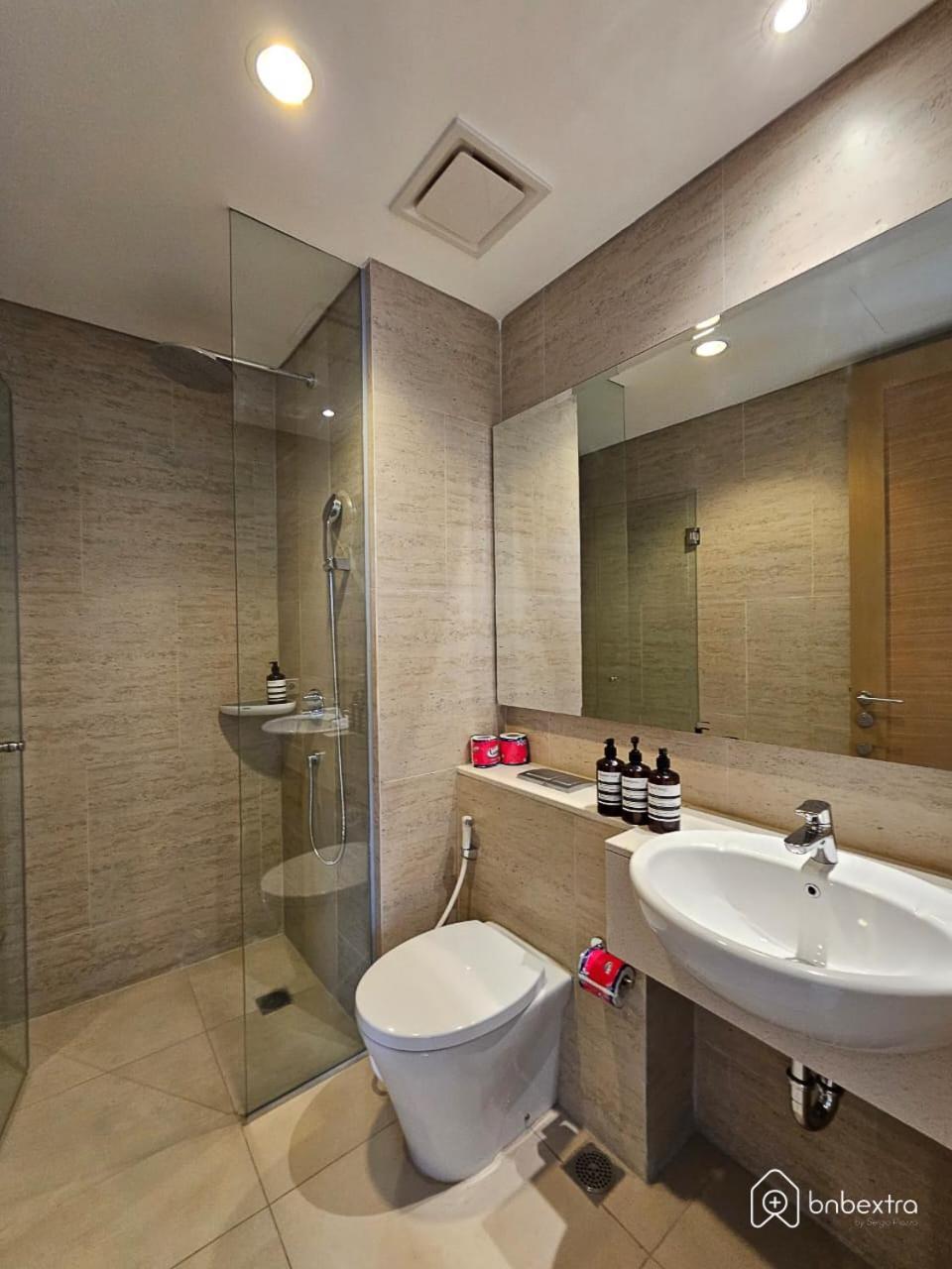 3br Flat In Taman Anggrek Jakarta