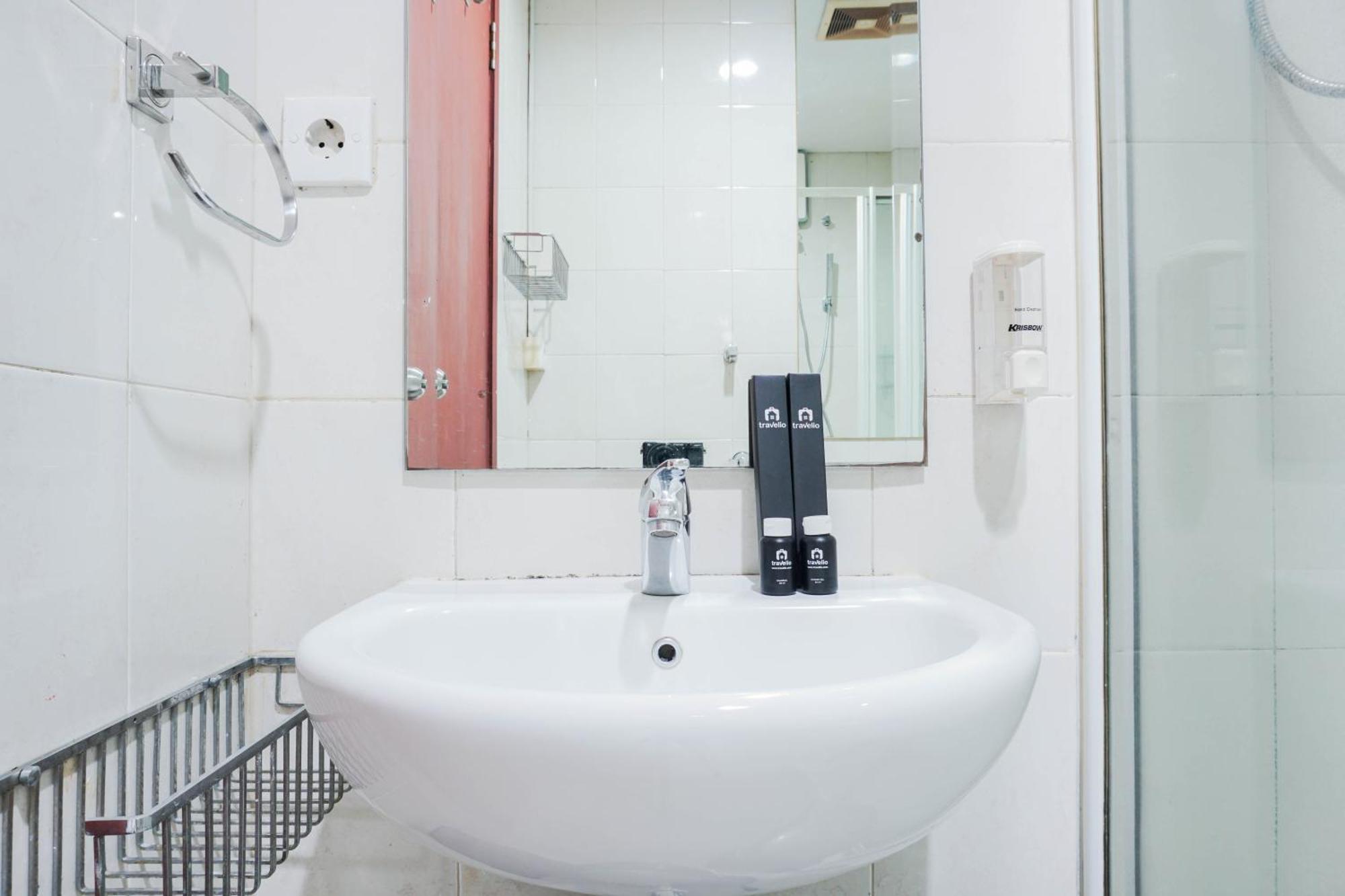 And Private 1br At Thamrin By Travelio * Jakarta