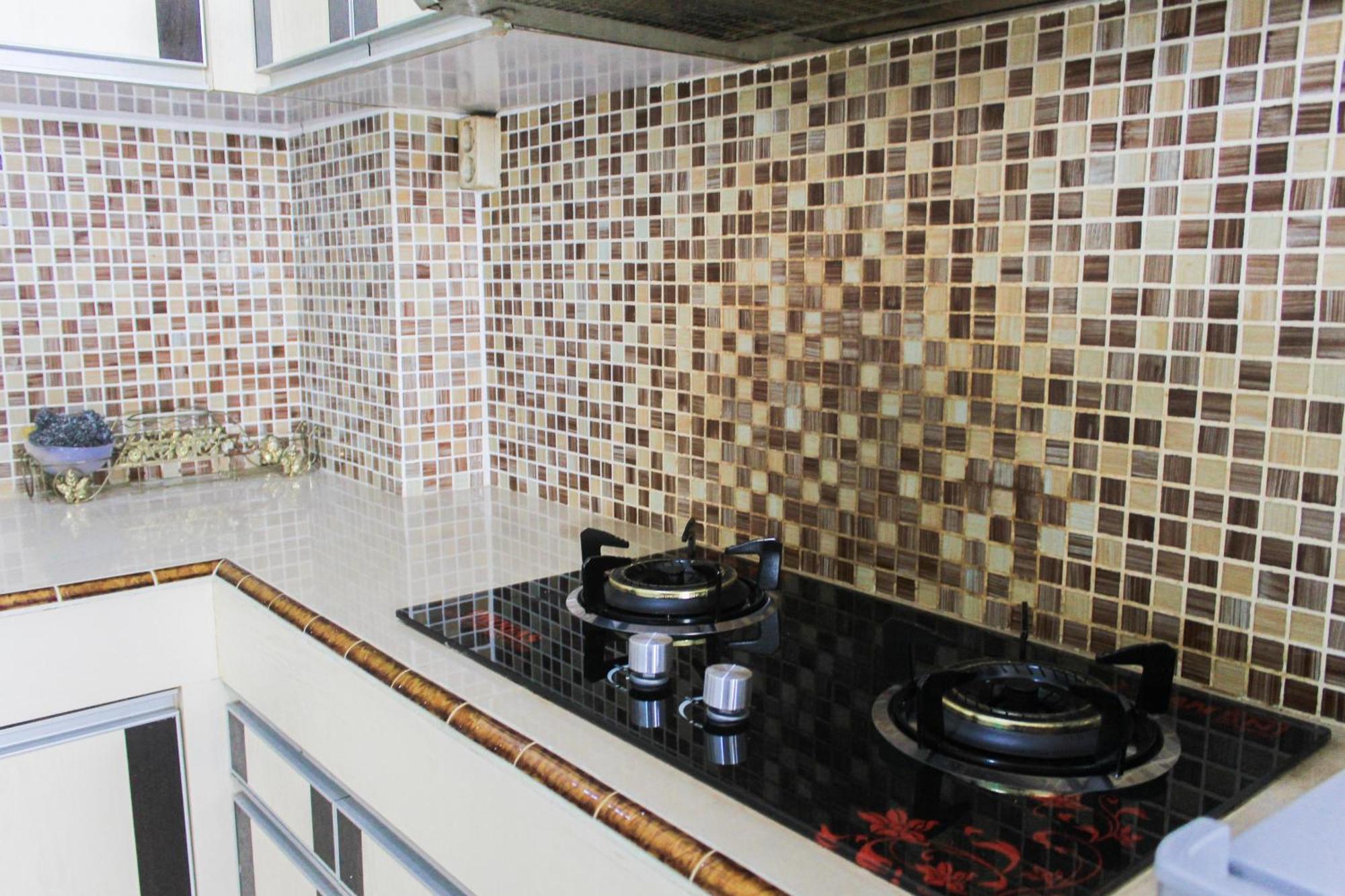 Price 1br With Extra At Menara Latumenten Grogol By Travelio