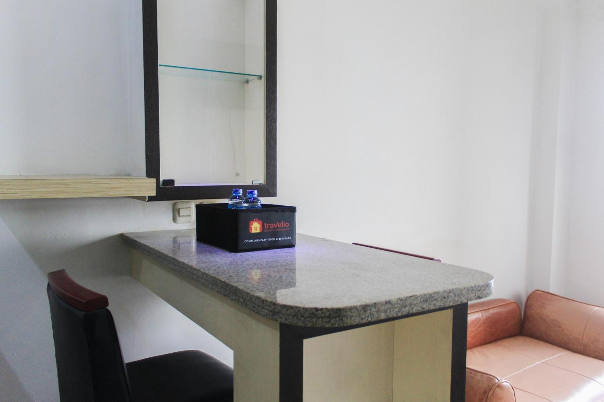 Price 1br With Extra At Menara Latumenten Grogol By Travelio Apartment