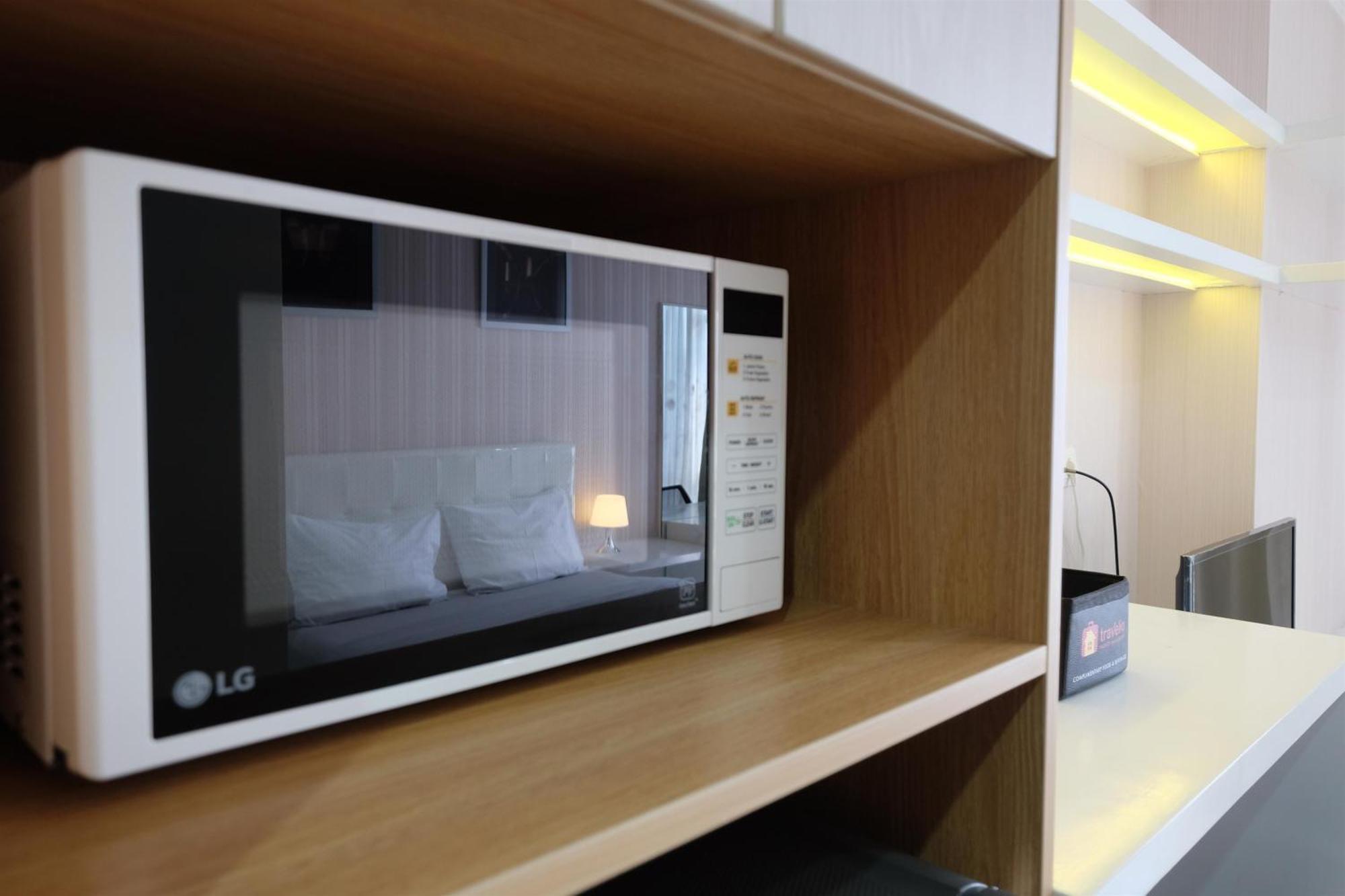 Apartment Homey And Comfy At Menteng Park By Travelio