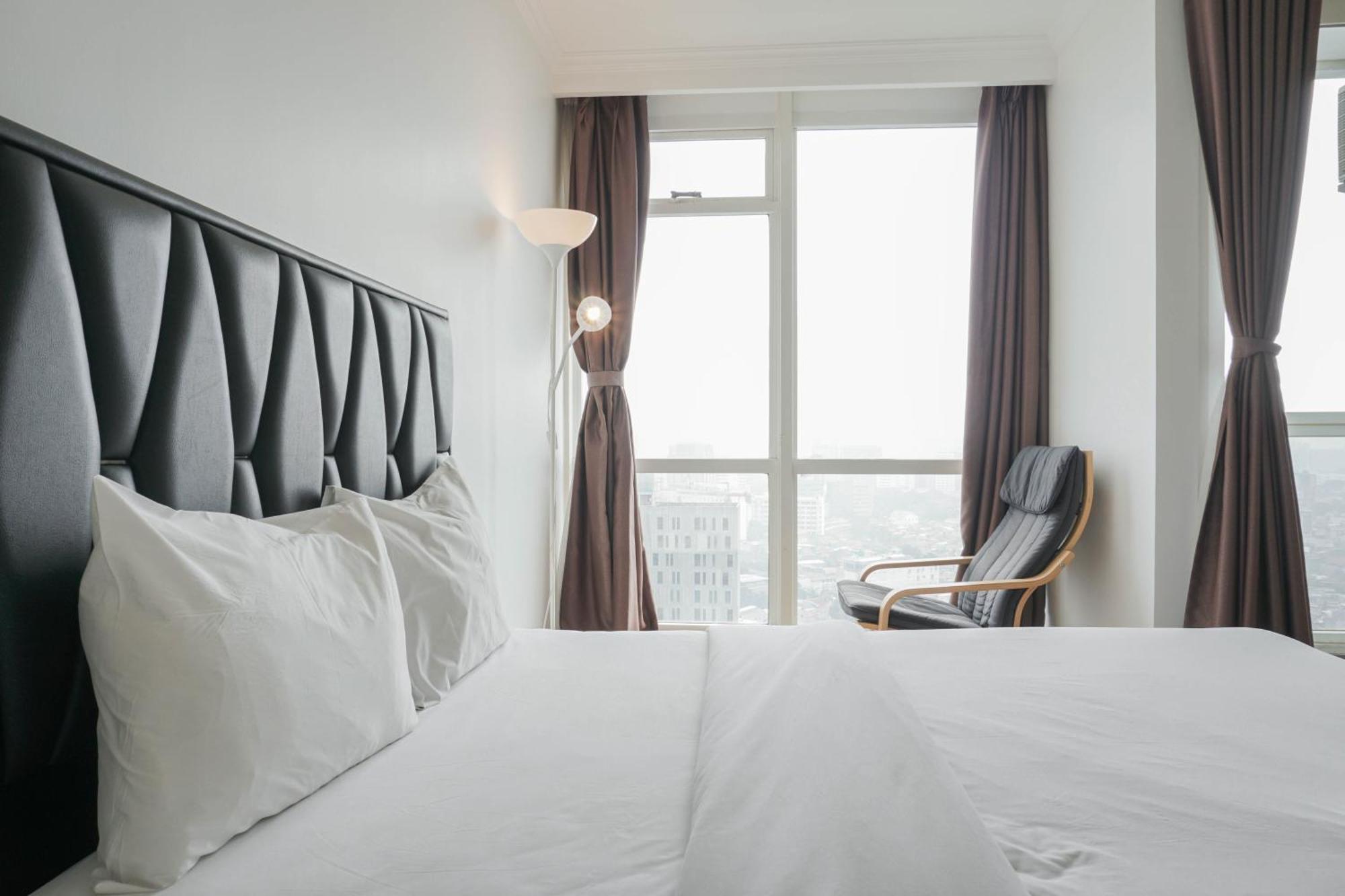 Minimalist And Strategic At Menteng Park By Travelio Apartment Jakarta